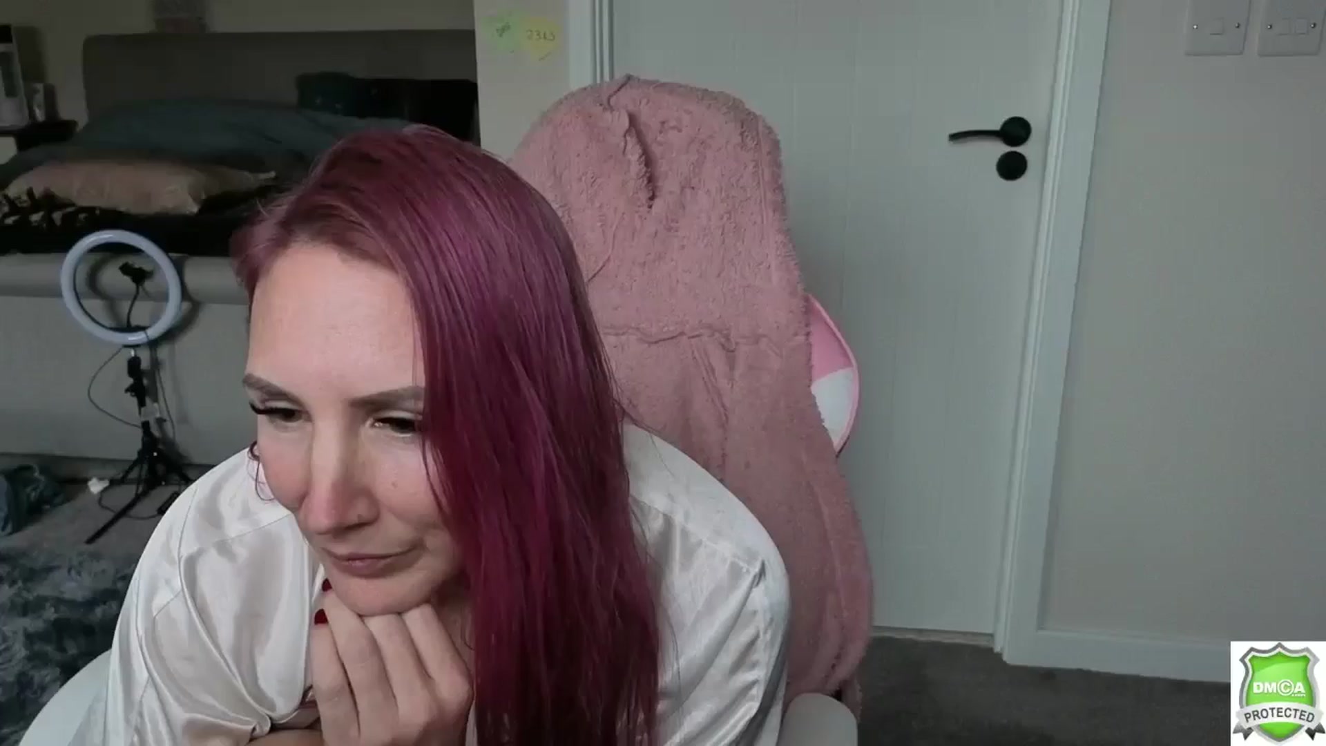 Gallery image thumbnail from Bellanoirxx's myfreecams stream on, 02/19/2026, 13:15 image 12 of 20