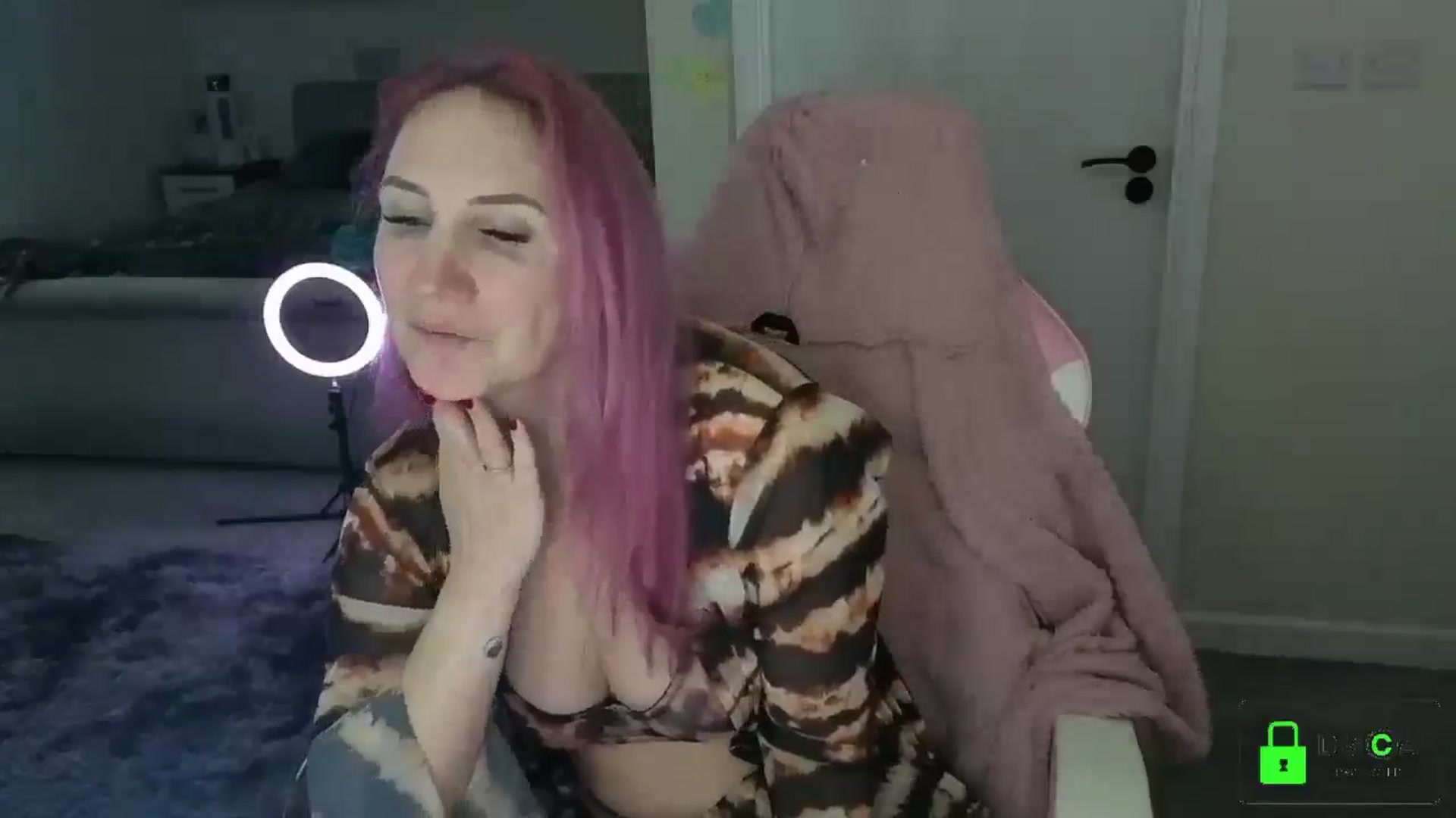 Gallery image thumbnail from Bellanoirxx's myfreecams stream on, 02/20/2026, 23:18 image 11 of 20