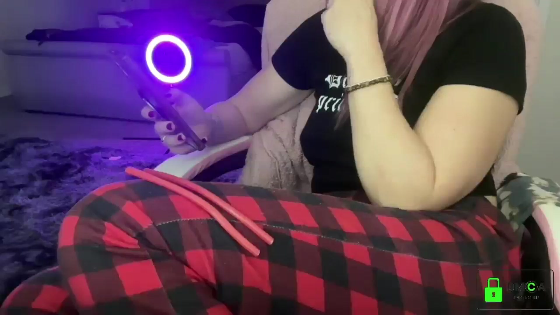Gallery image thumbnail from Bellanoirxx's myfreecams stream on, 02/23/2026, 24:04 image 13 of 20