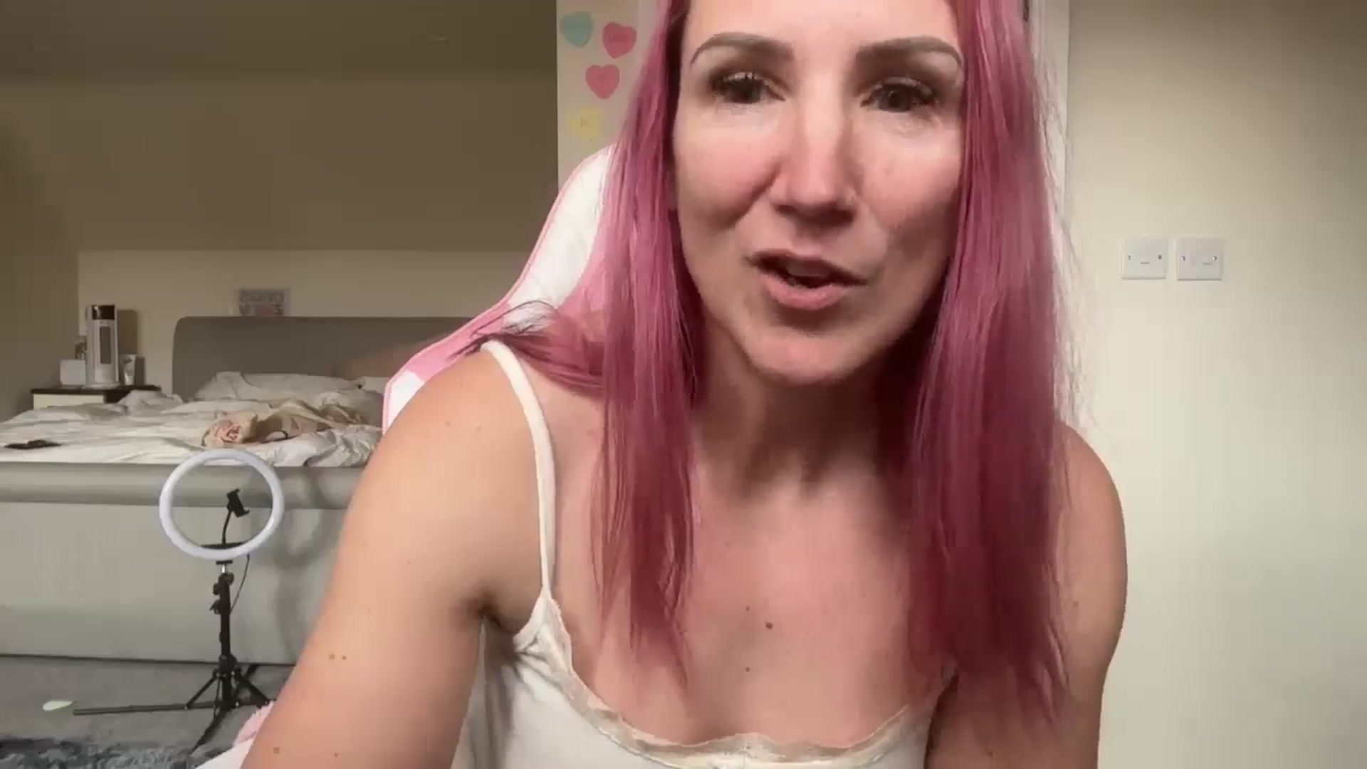 Gallery image thumbnail from Bellanoirxx's myfreecams stream on, 02/24/2026, 11:42 image 14 of 20