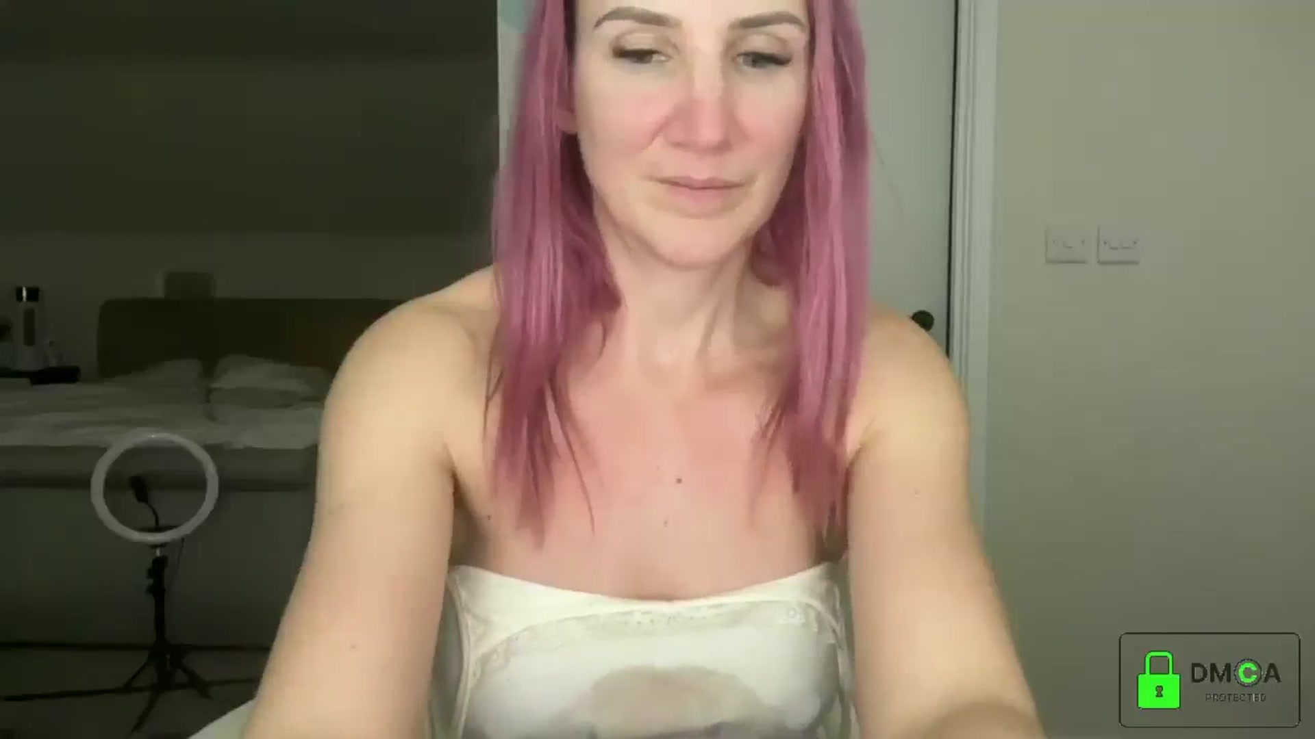 Gallery image thumbnail from Bellanoirxx's myfreecams stream on, 02/25/2026, 24:12 image 10 of 20