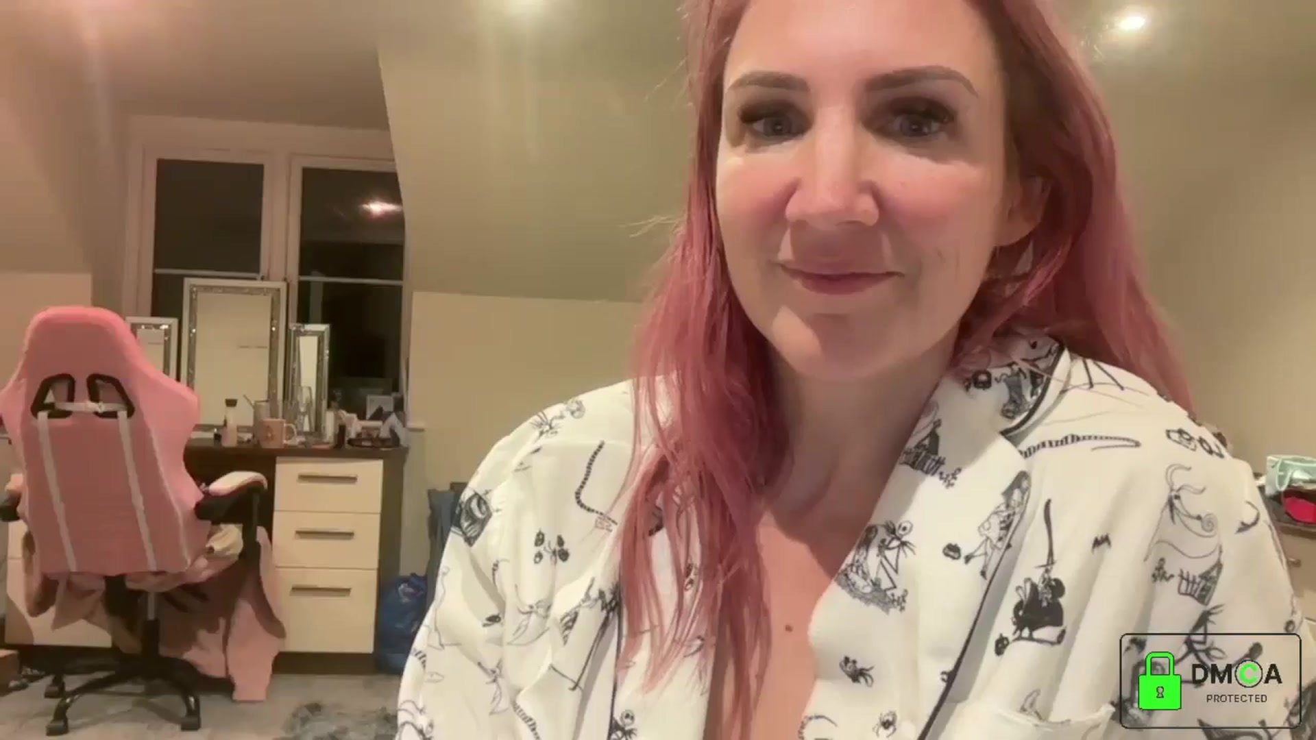 Gallery image thumbnail from Bellanoirxx's myfreecams stream on, 02/26/2026, 24:40 image 20 of 20