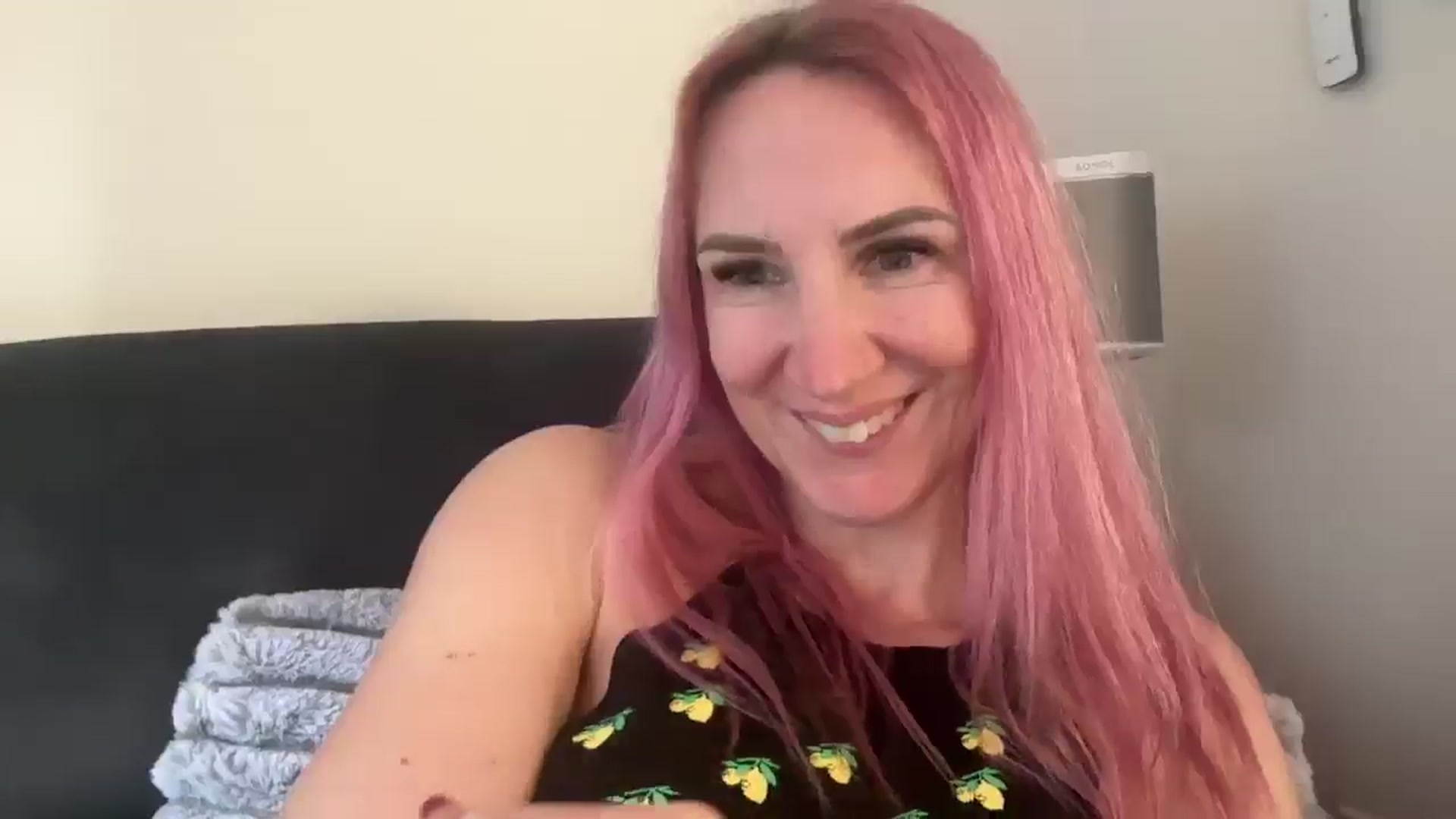 Gallery image thumbnail from Bellanoirxx's myfreecams stream on, 03/05/2026, 12:56 image 17 of 20