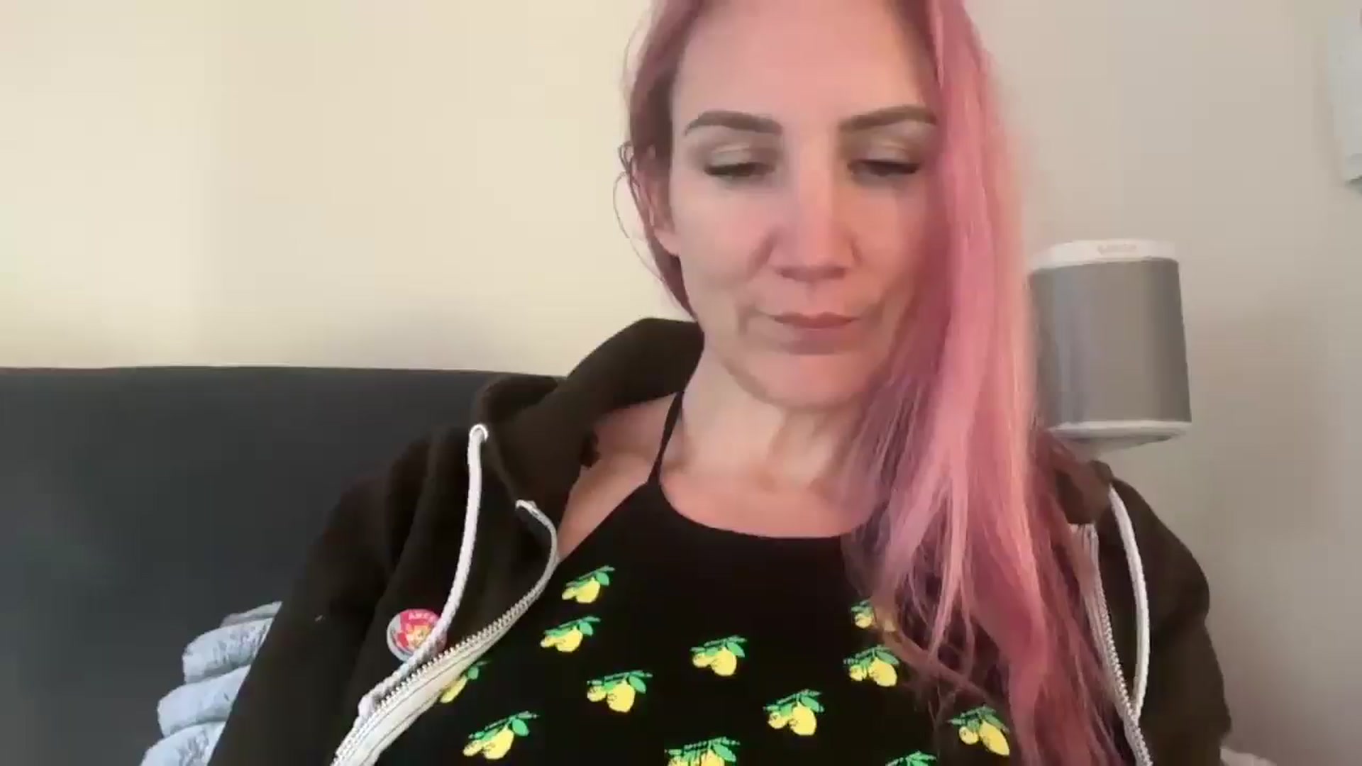 Gallery image thumbnail from Bellanoirxx's myfreecams stream on, 03/05/2026, 12:56 image 1 of 20