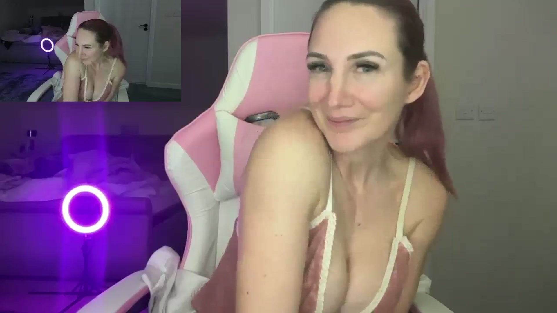 Gallery image thumbnail from Bellanoirxx's myfreecams stream on, 03/10/2026, 21:23 image 12 of 20