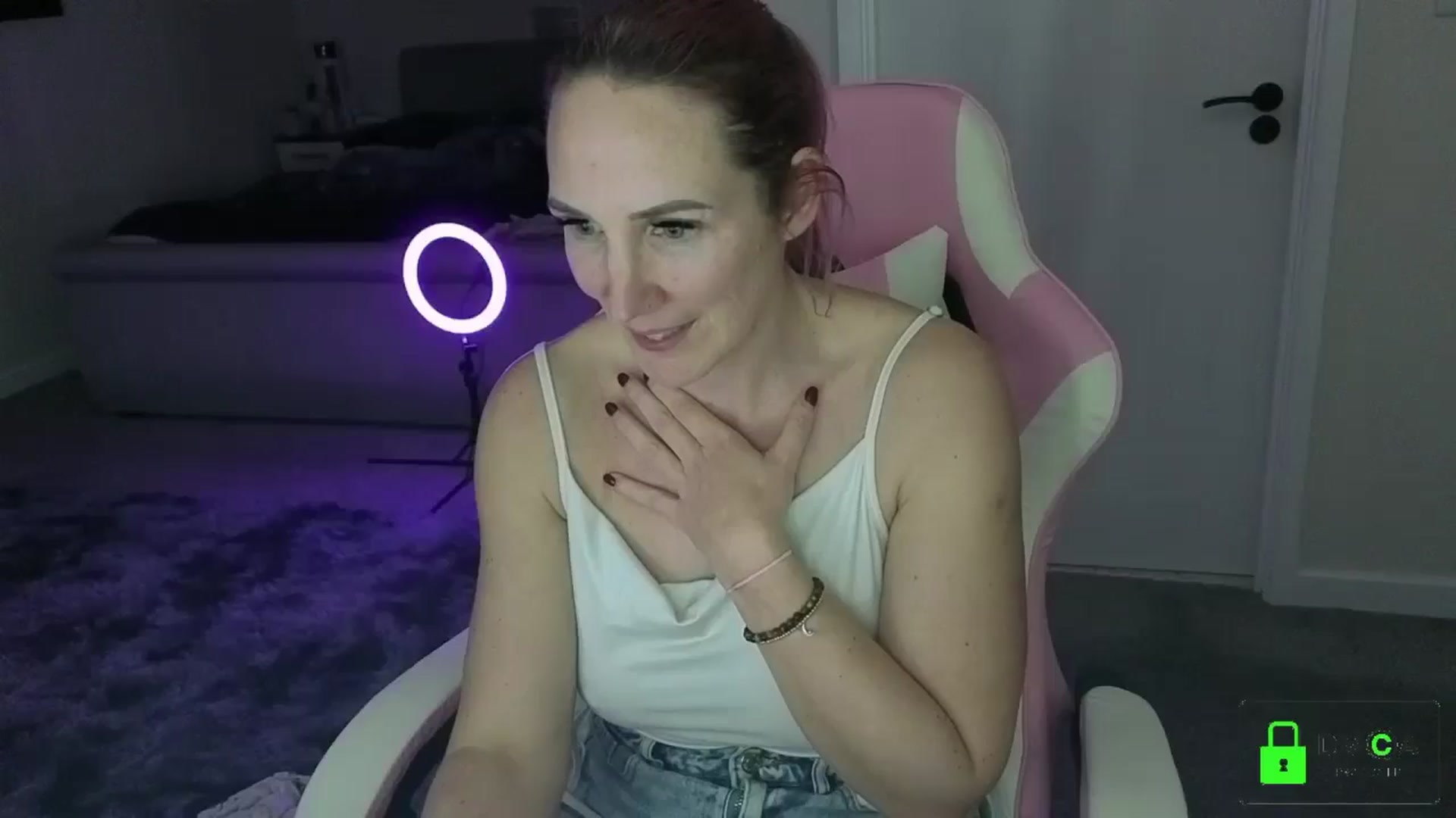 Gallery image thumbnail from Bellanoirxx's myfreecams stream on, 03/11/2026, 21:52 image 11 of 20