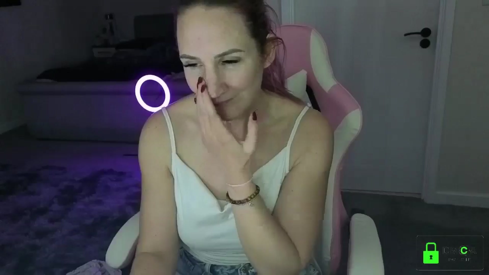 Gallery image thumbnail from Bellanoirxx's myfreecams stream on, 03/11/2026, 21:52 image 10 of 20