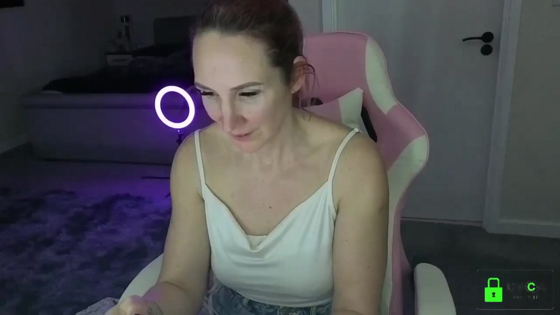 Gallery image thumbnail from Bellanoirxx's myfreecams stream on, 03/11/2026, 21:52 image 12 of 20