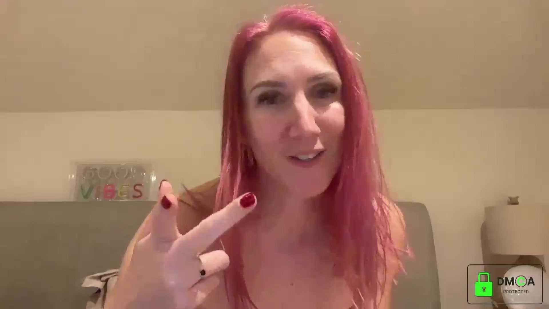 Gallery image thumbnail from Bellanoirxx's myfreecams stream on, 03/19/2026, 24:04 image 15 of 20