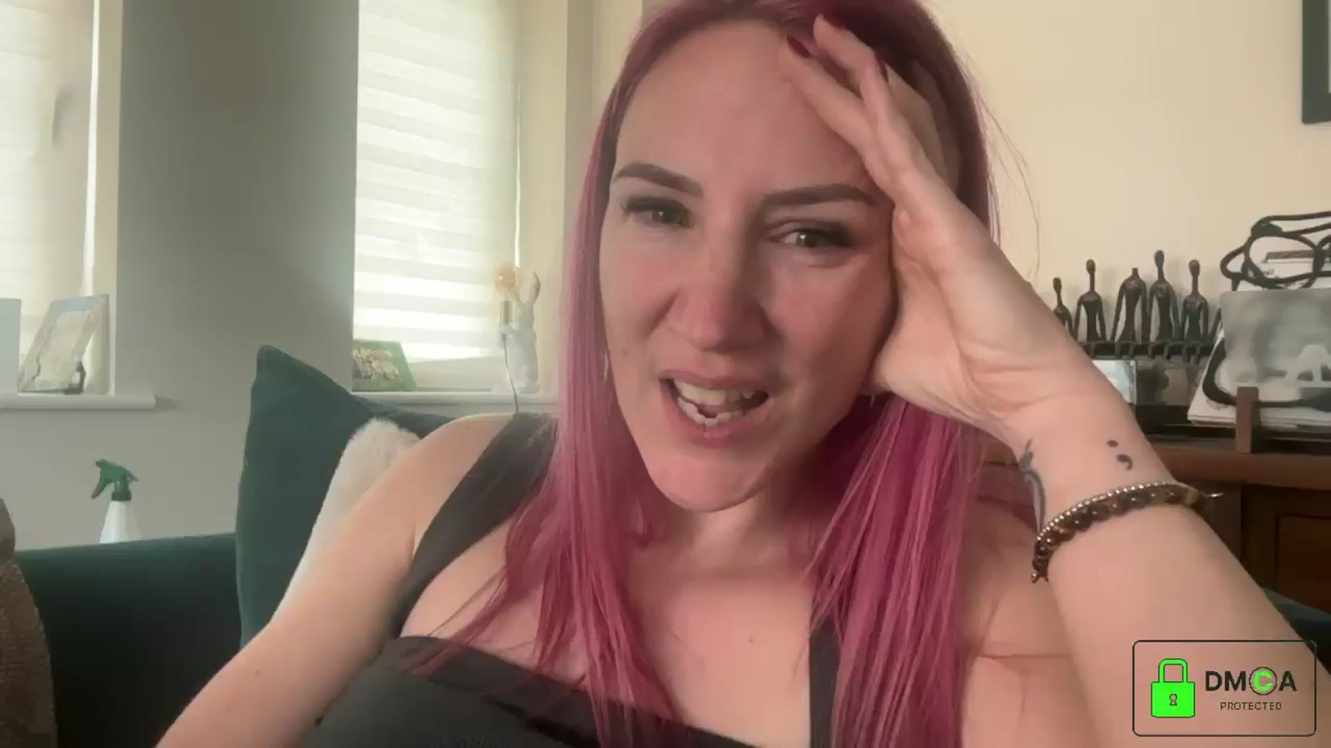 Gallery image thumbnail from Bellanoirxx's myfreecams stream on, 03/22/2026, 10:16 image 1 of 20