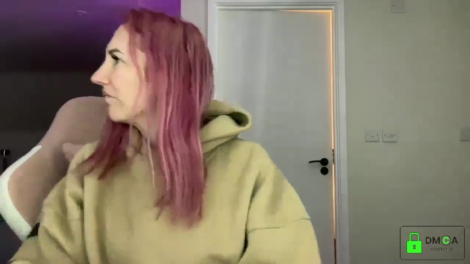 Gallery image thumbnail from Bellanoirxx's myfreecams stream on, 03/24/2026, 21:54 image 7 of 20