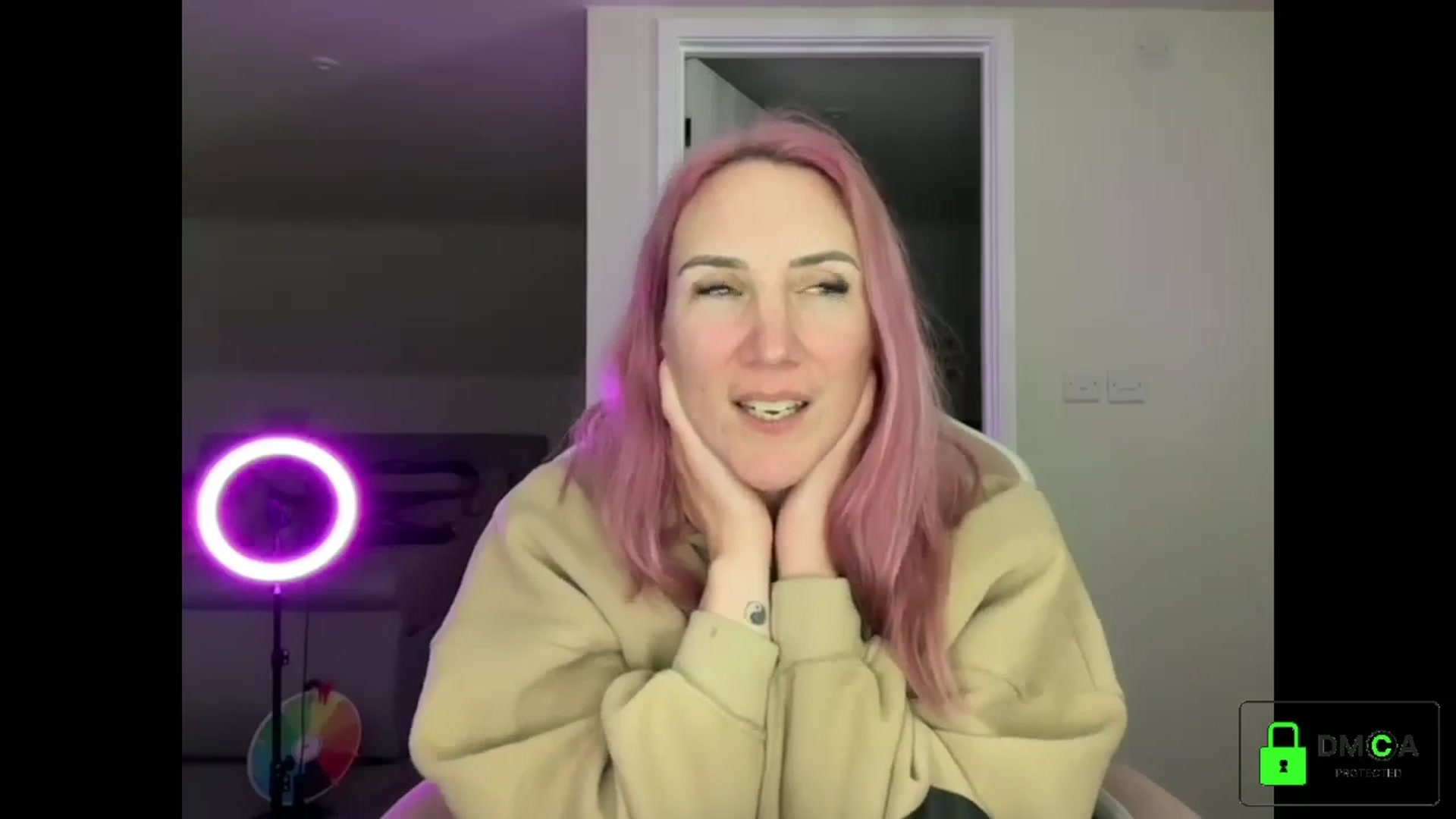 Gallery image thumbnail from Bellanoirxx's myfreecams stream on, 03/25/2026, 23:04 image 4 of 20