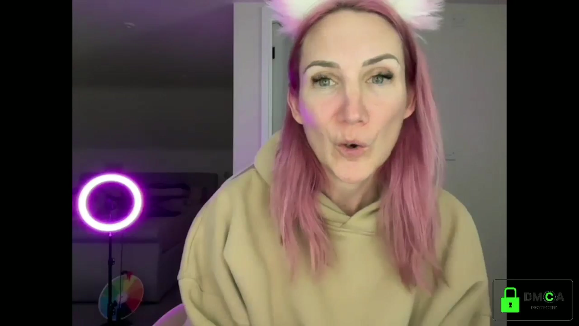 Gallery image thumbnail from Bellanoirxx's myfreecams stream on, 03/25/2026, 23:04 image 6 of 20