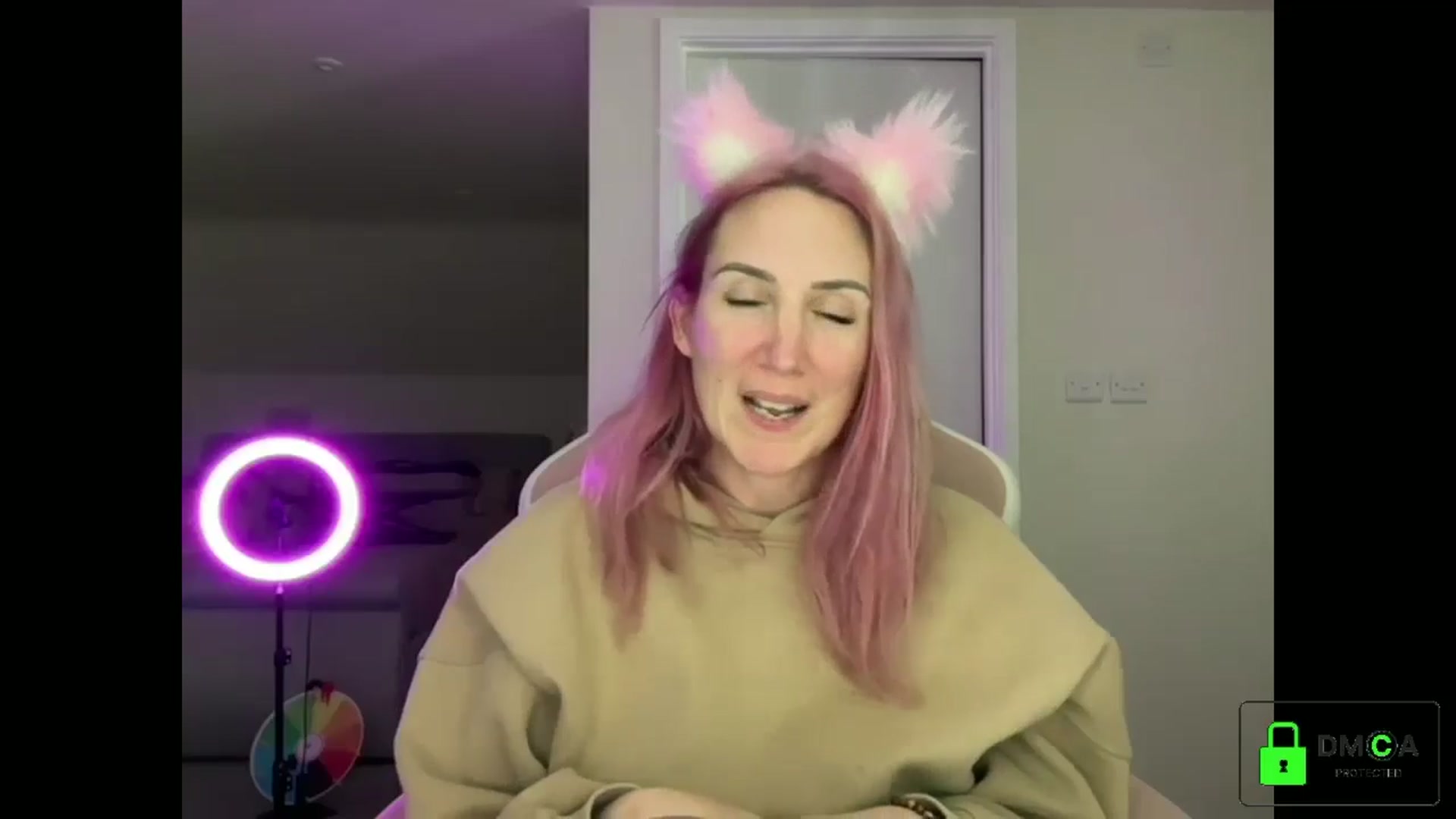 Gallery image thumbnail from Bellanoirxx's myfreecams stream on, 03/25/2026, 23:04 image 11 of 20