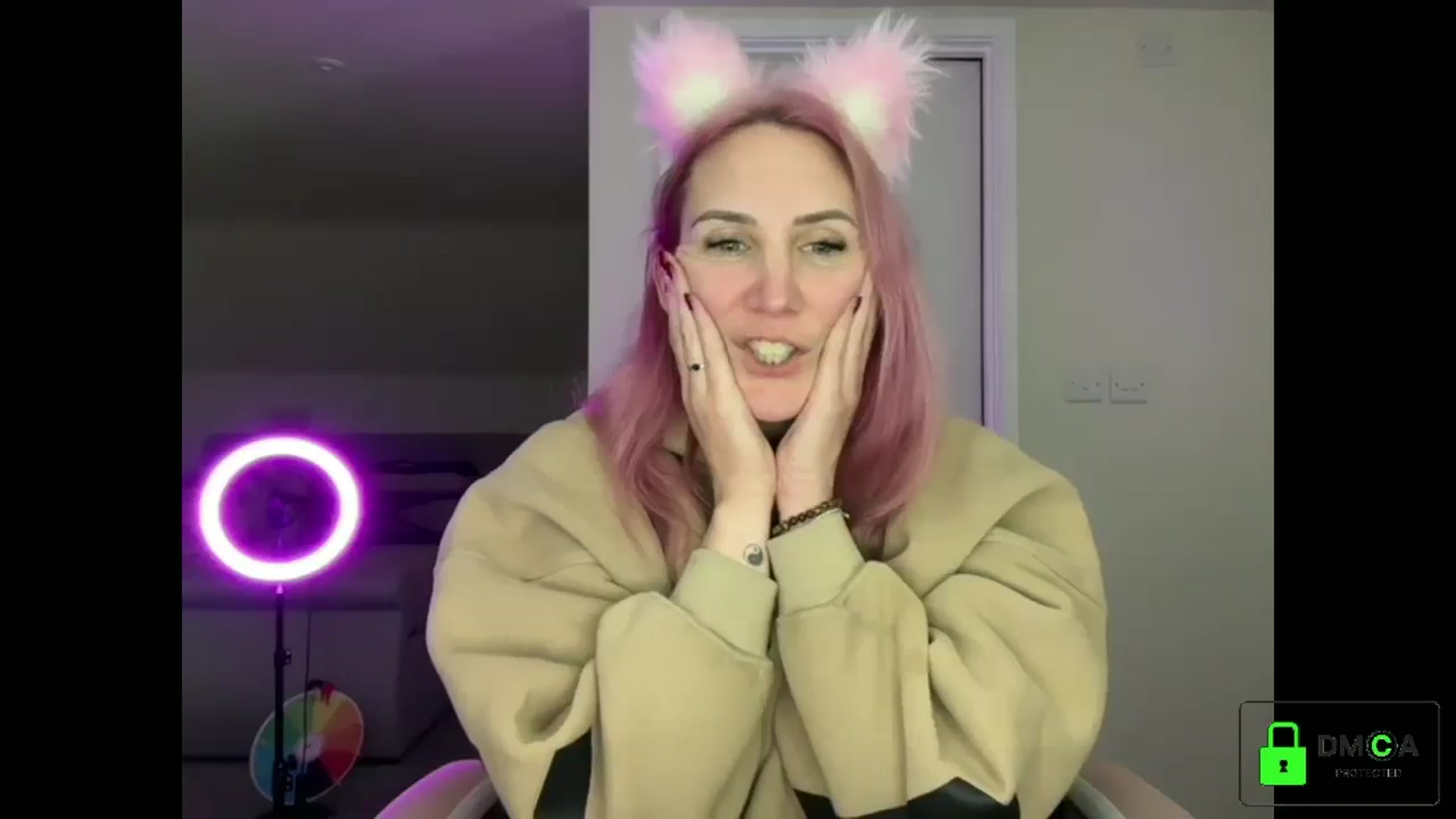 Gallery image thumbnail from Bellanoirxx's myfreecams stream on, 03/25/2026, 23:04 image 10 of 20