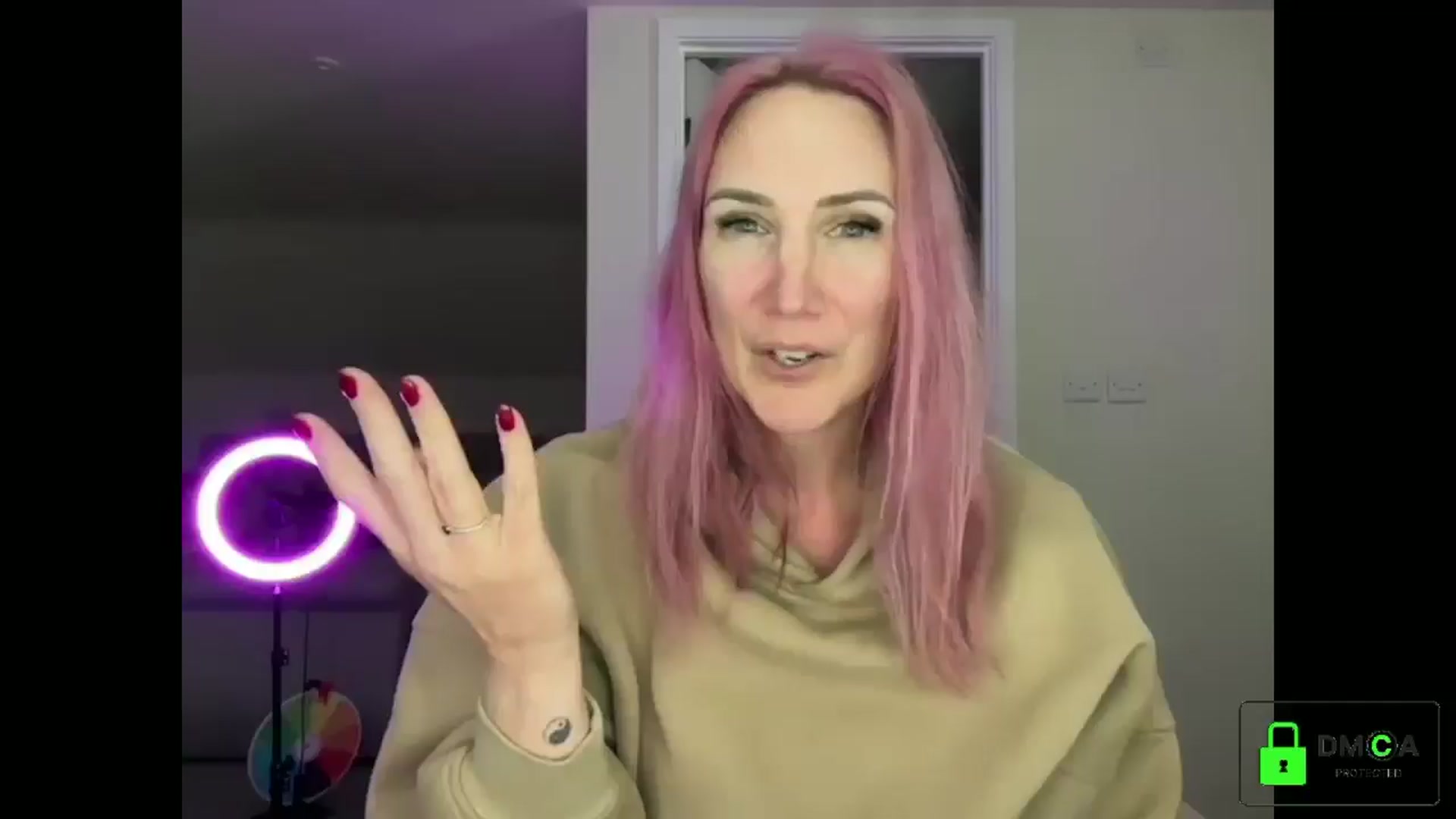 Gallery image thumbnail from Bellanoirxx's myfreecams stream on, 03/25/2026, 23:04 image 3 of 20