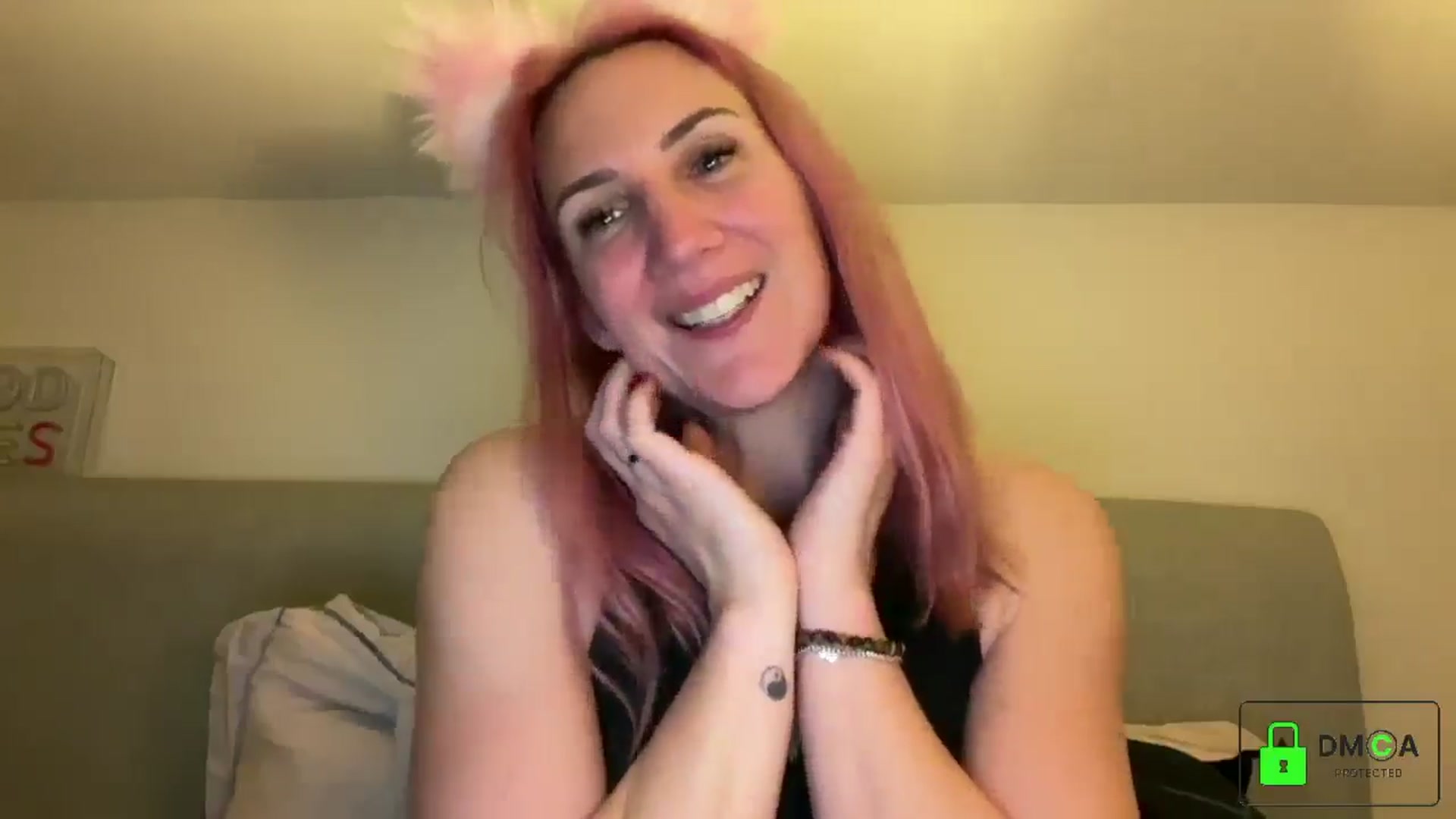 Gallery image thumbnail from Bellanoirxx's myfreecams stream on, 03/28/2026, 24:28 image 8 of 20