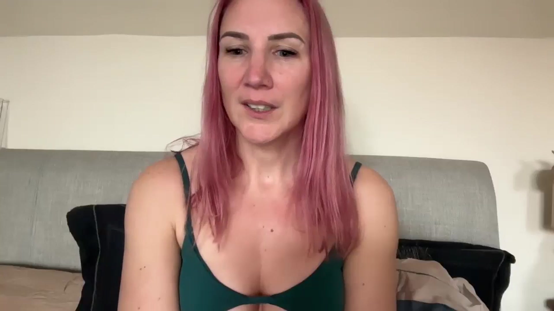 Gallery image thumbnail from Bellanoirxx's myfreecams stream on, 03/29/2026, 11:43 image 5 of 20