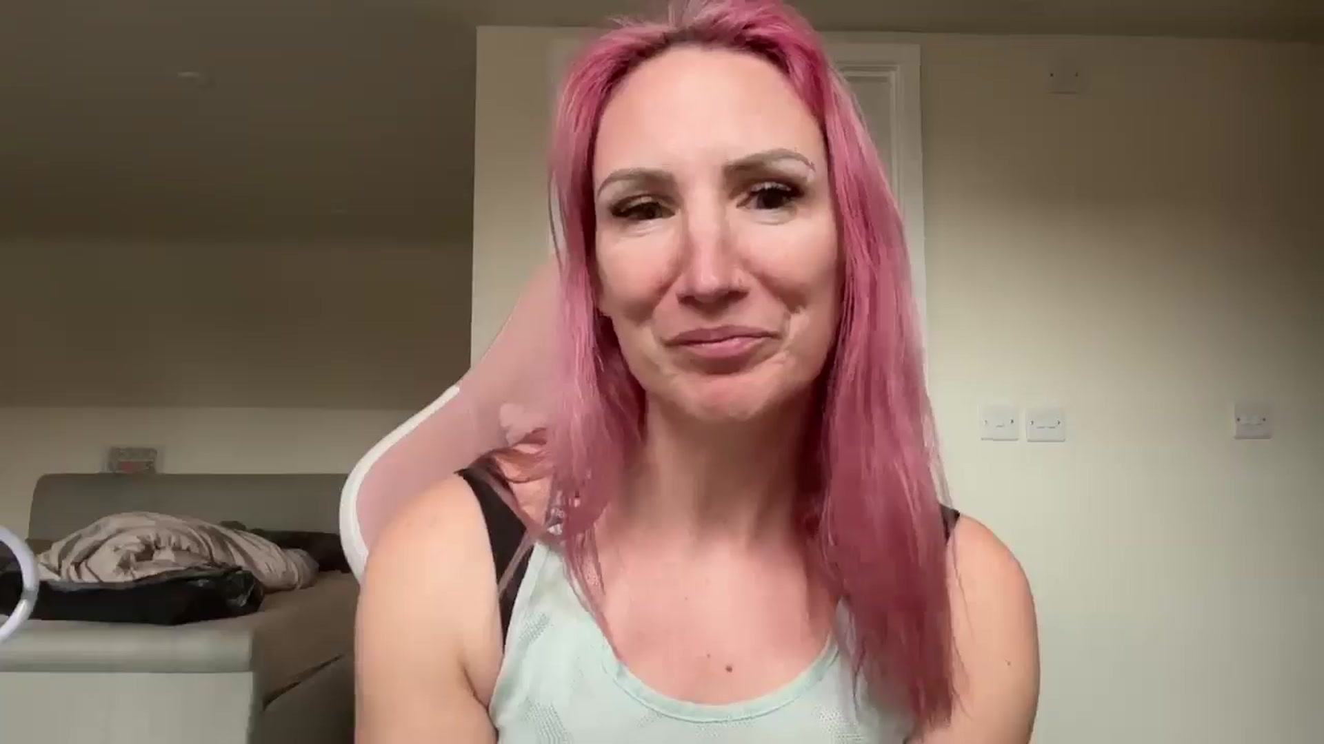Gallery image thumbnail from Bellanoirxx's myfreecams stream on, 04/01/2026, 14:22 image 11 of 20