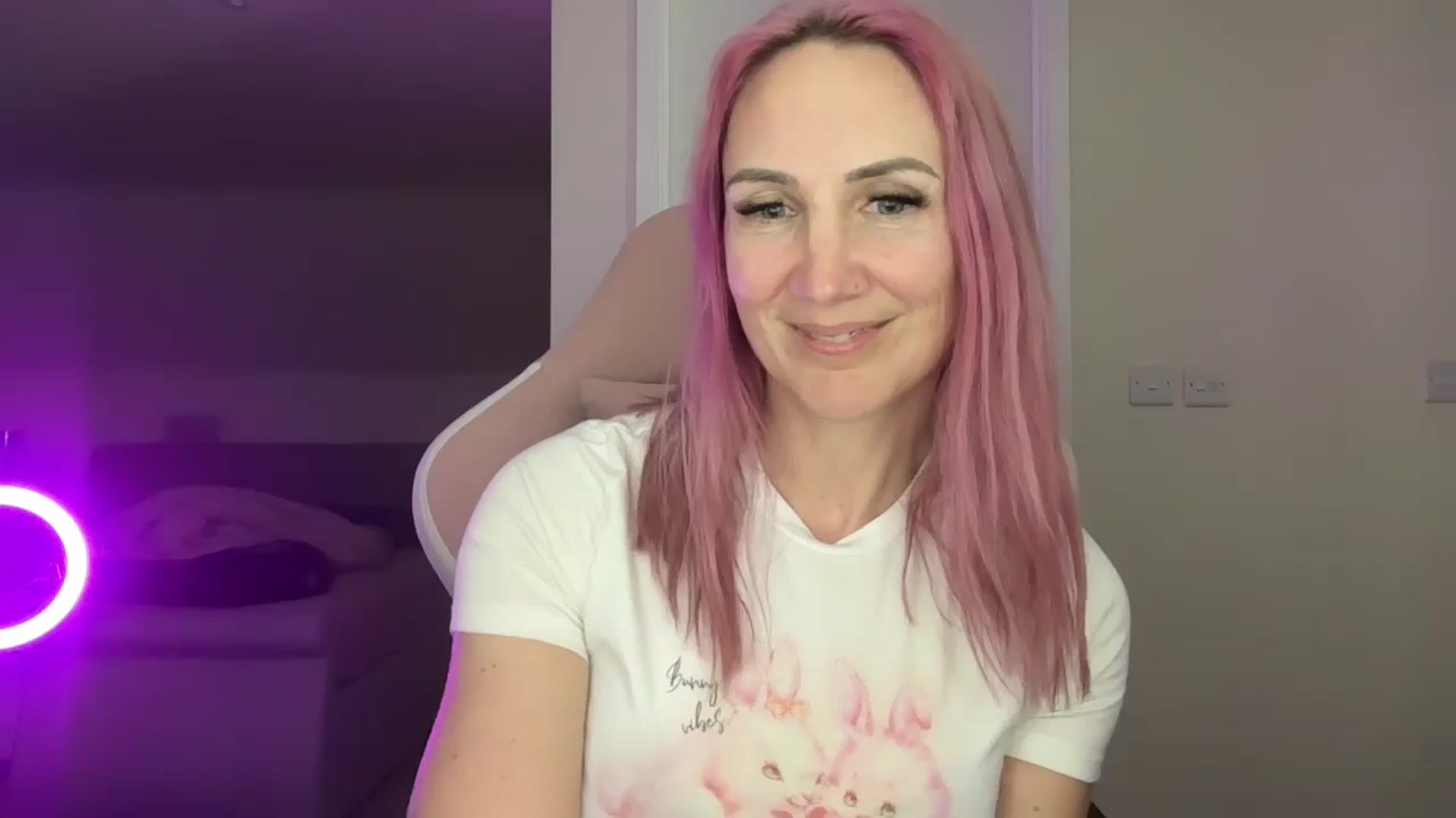 Gallery image thumbnail from Bellanoirxx's myfreecams stream on, 04/01/2026, 19:16 image 8 of 20