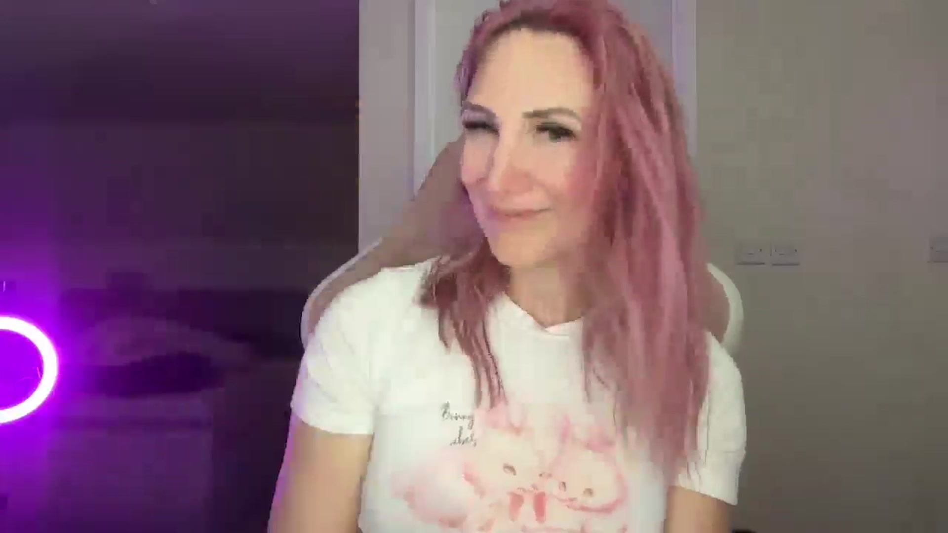 Gallery image thumbnail from Bellanoirxx's myfreecams stream on, 04/01/2026, 19:39 image 4 of 20