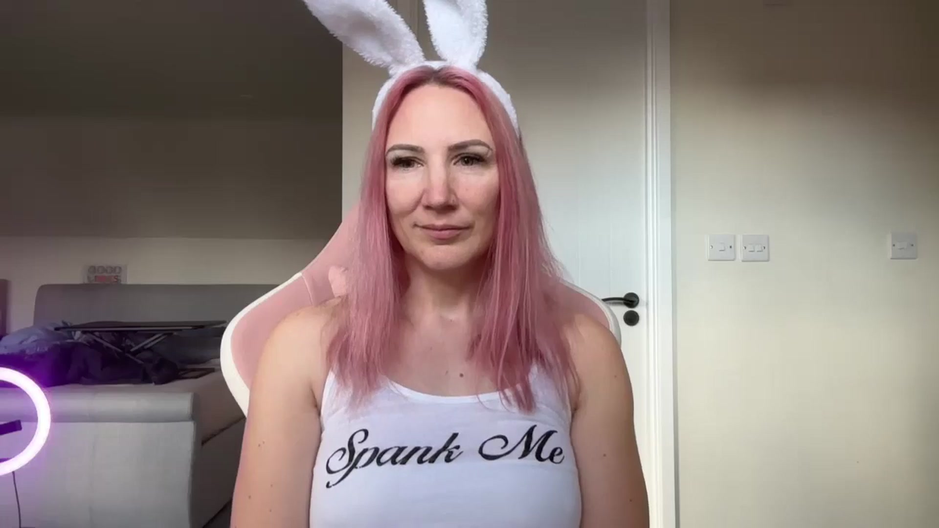 Gallery image thumbnail from Bellanoirxx's myfreecams stream on, 04/05/2026, 10:28 image 5 of 20