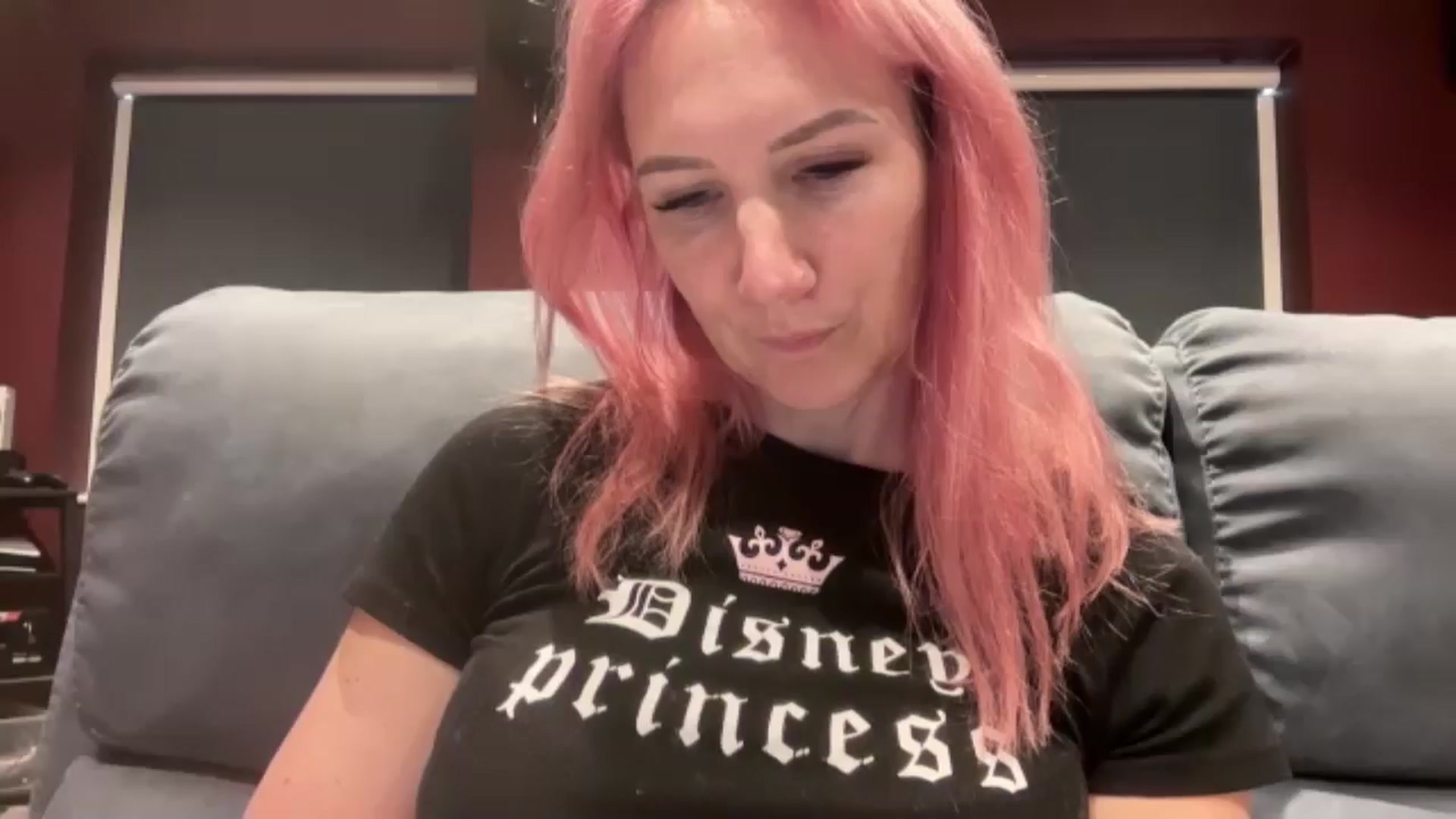 Gallery image thumbnail from Bellanoirxx's myfreecams stream on, 04/05/2026, 10:35 image 14 of 20