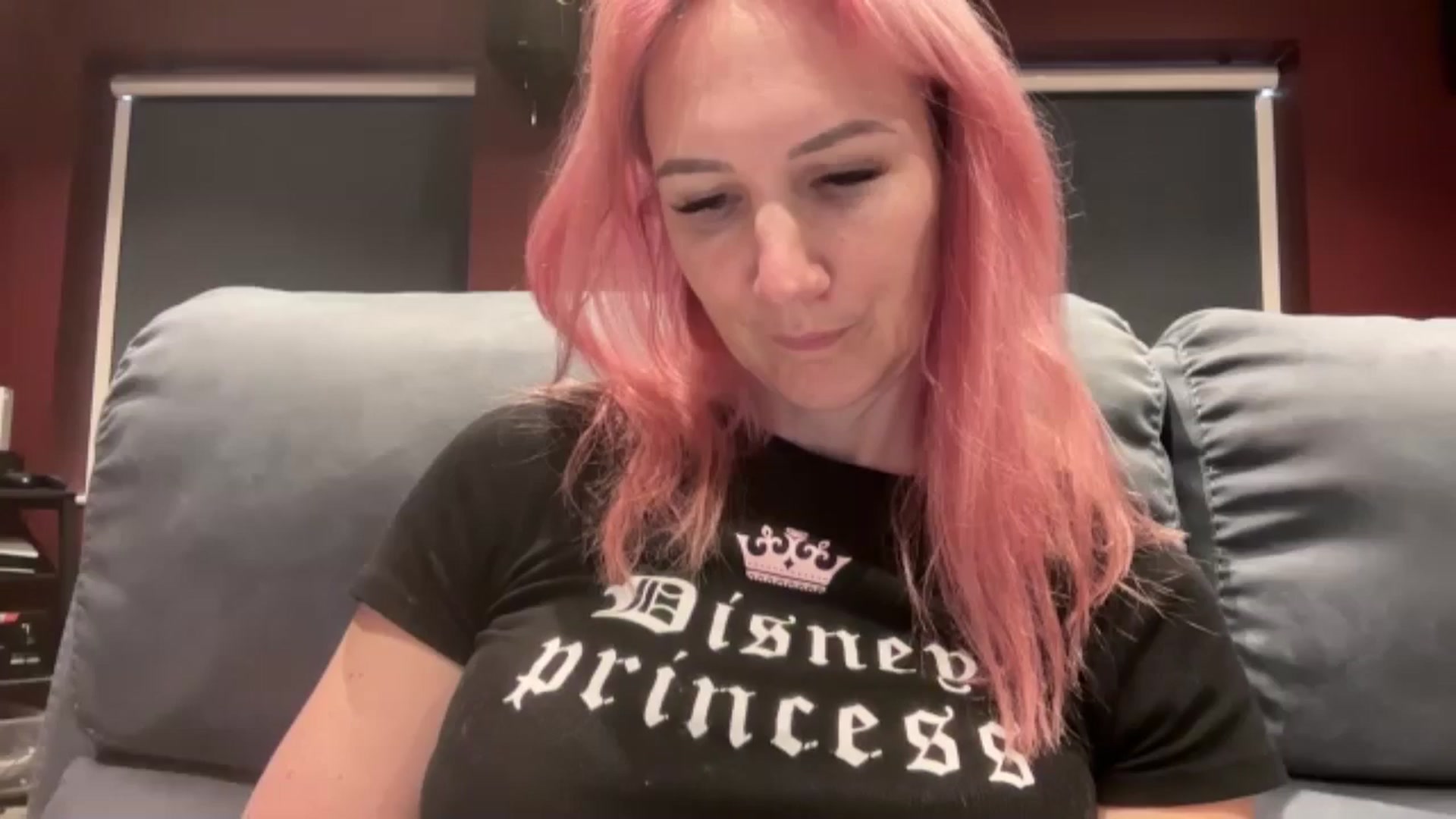 Gallery image thumbnail from Bellanoirxx's myfreecams stream on, 04/05/2026, 10:35 image 17 of 20