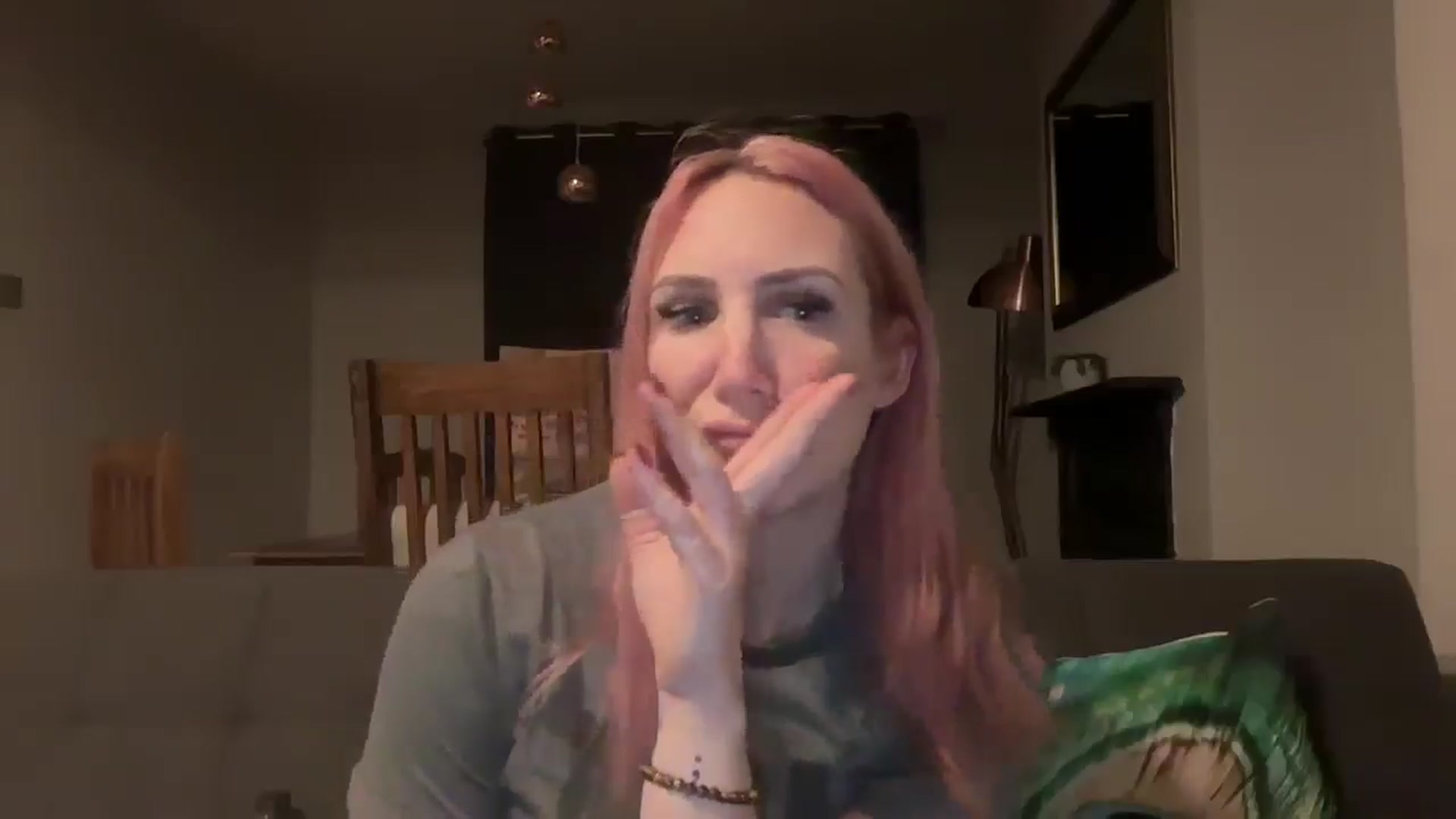 Gallery image thumbnail from Bellanoirxx's myfreecams stream on, 04/06/2026, 21:59 image 13 of 20