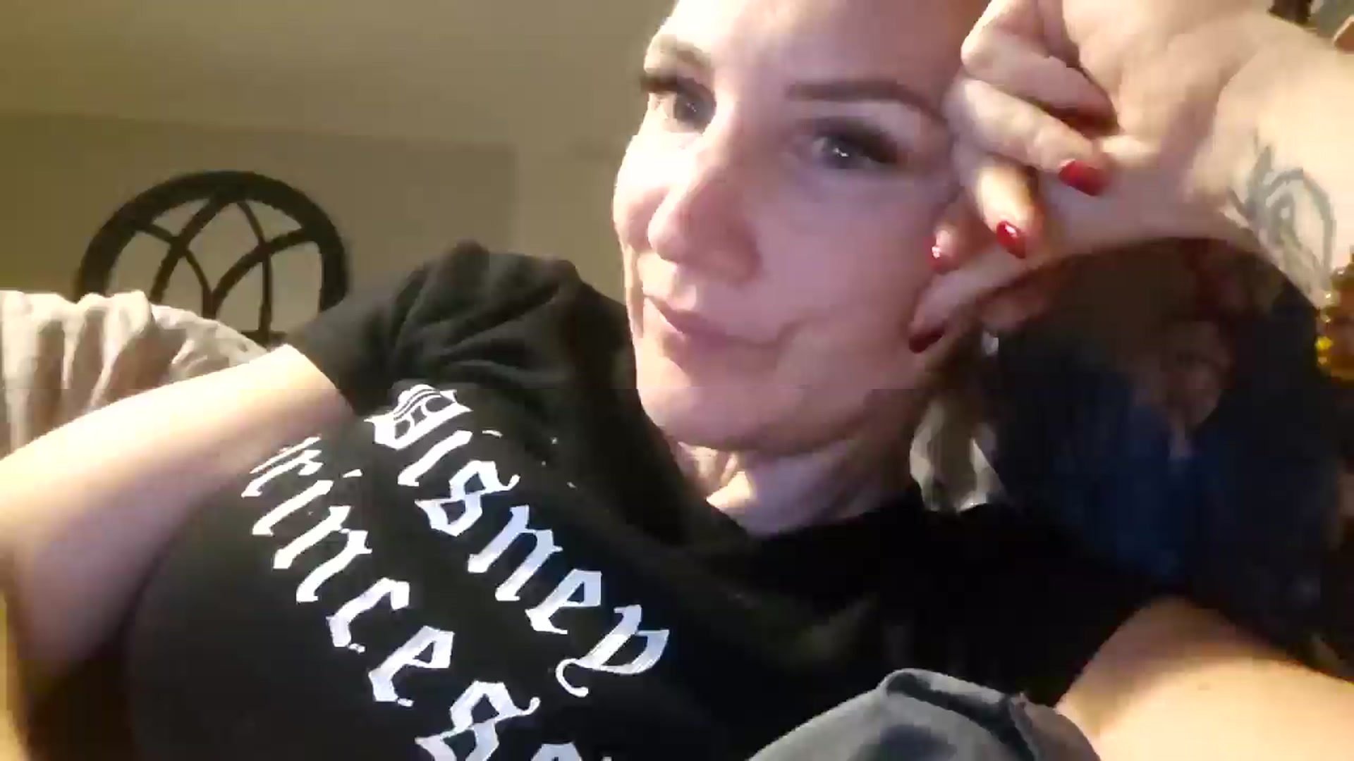 Gallery image thumbnail from Bellanoirxx's myfreecams stream on, 04/07/2026, 20:57 image 20 of 20