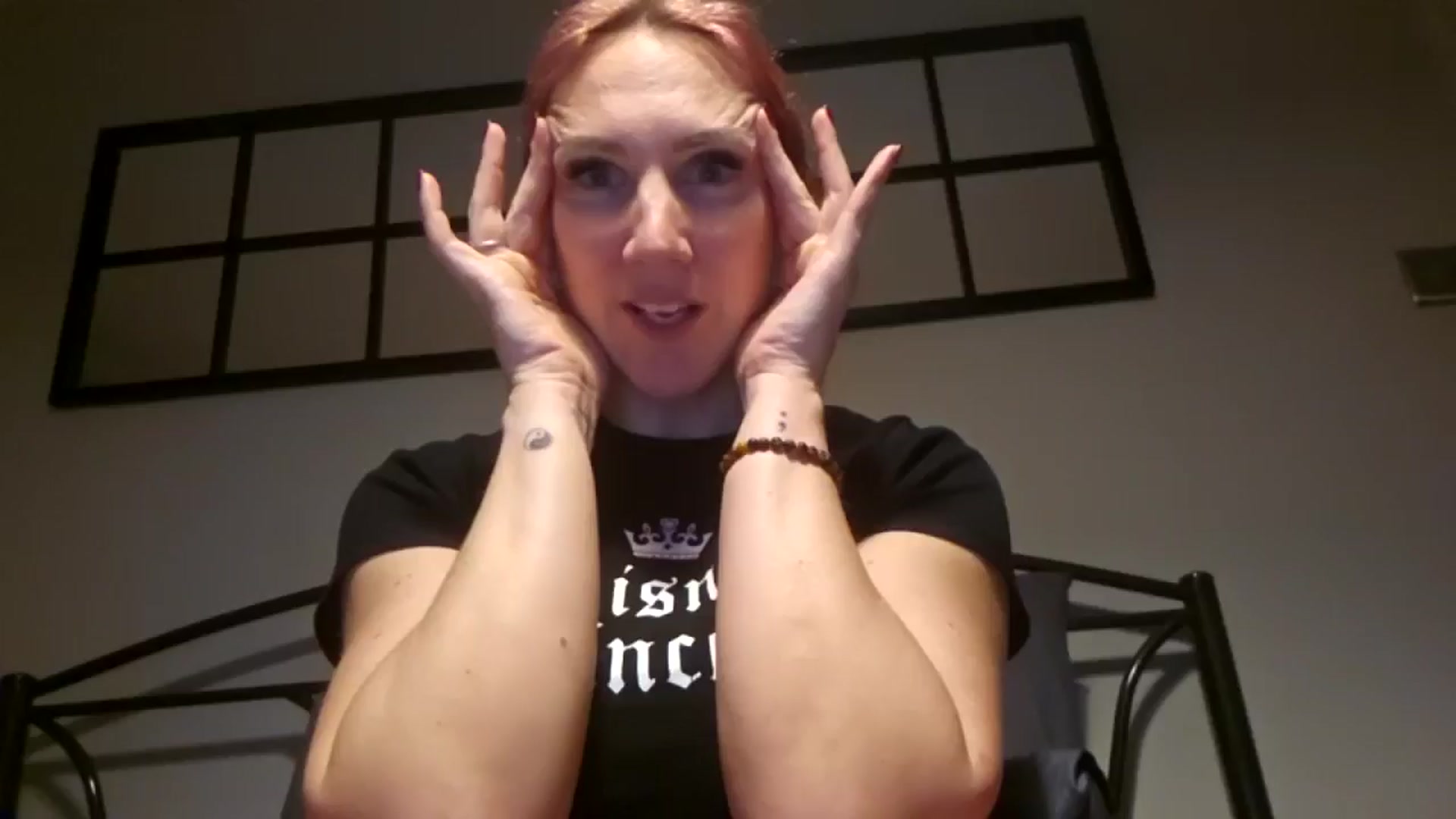 Gallery image thumbnail from Bellanoirxx's myfreecams stream on, 04/07/2026, 20:57 image 1 of 20
