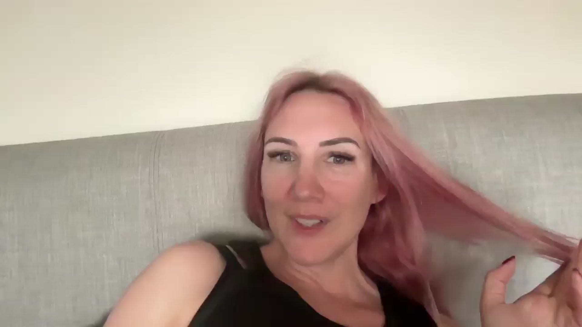Gallery image thumbnail from Bellanoirxx's myfreecams stream on, 04/09/2026, 14:24 image 1 of 20
