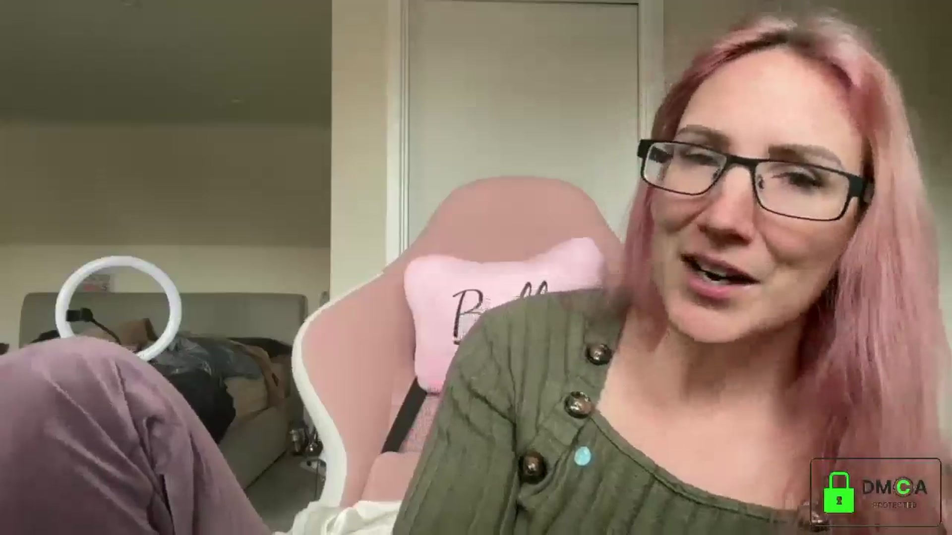 Gallery image thumbnail from Bellanoirxx's myfreecams stream on, 04/14/2026, 11:05 image 5 of 20