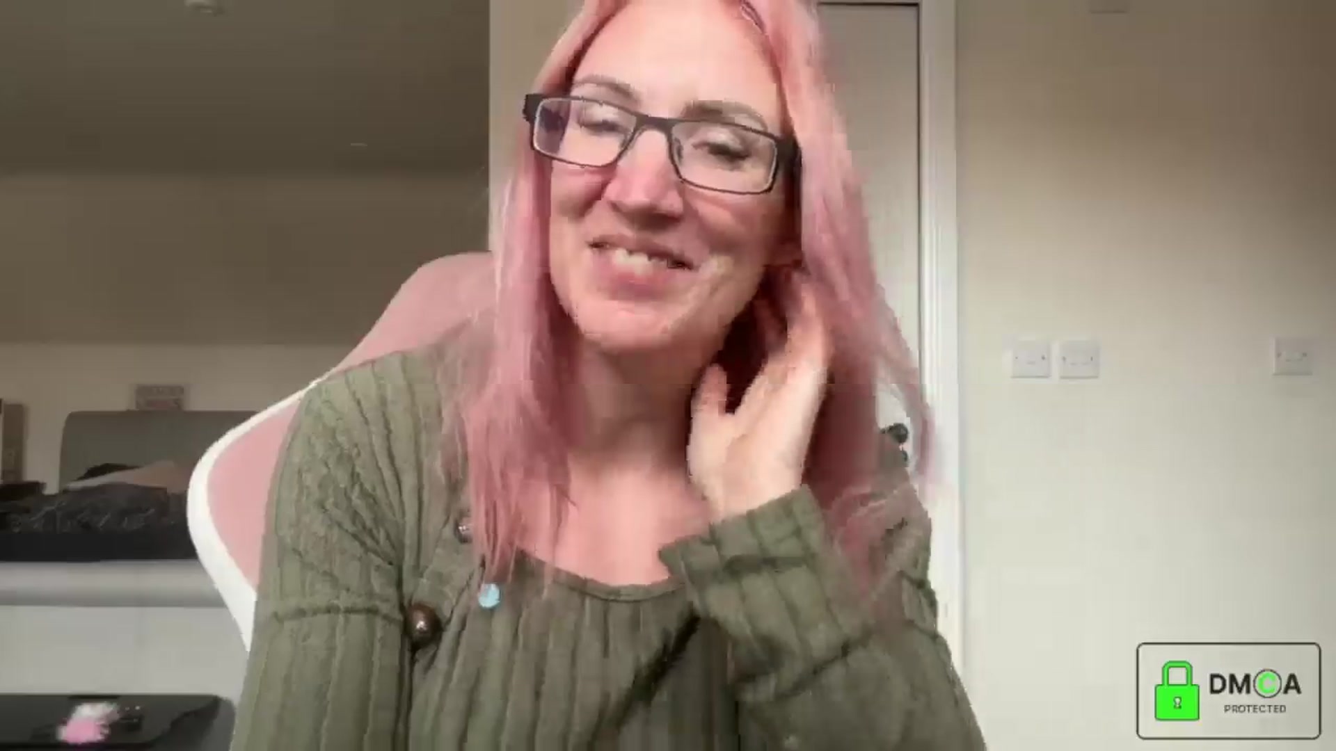 Gallery image thumbnail from Bellanoirxx's myfreecams stream on, 04/14/2026, 11:05 image 13 of 20