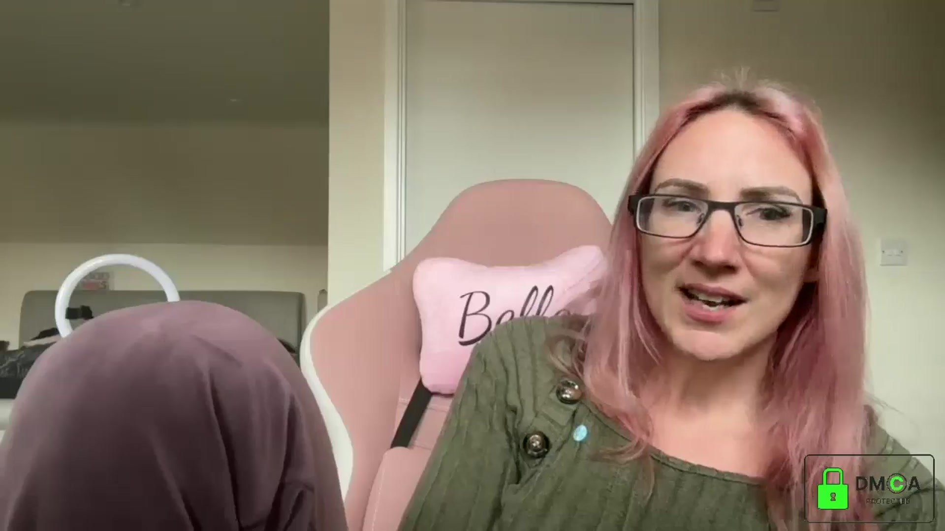 Gallery image thumbnail from Bellanoirxx's myfreecams stream on, 04/14/2026, 11:05 image 9 of 20