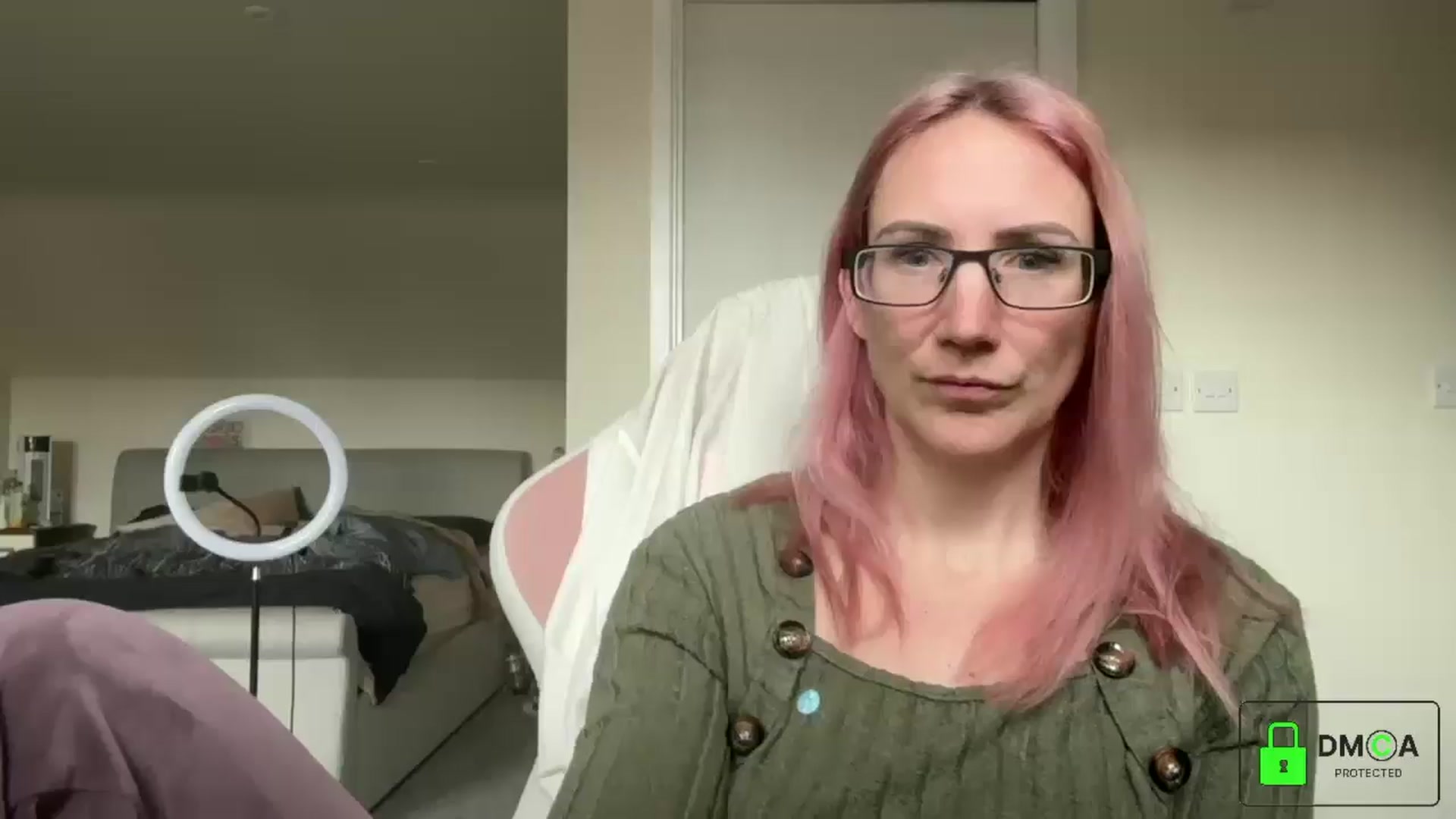Gallery image thumbnail from Bellanoirxx's myfreecams stream on, 04/14/2026, 11:05 image 2 of 20