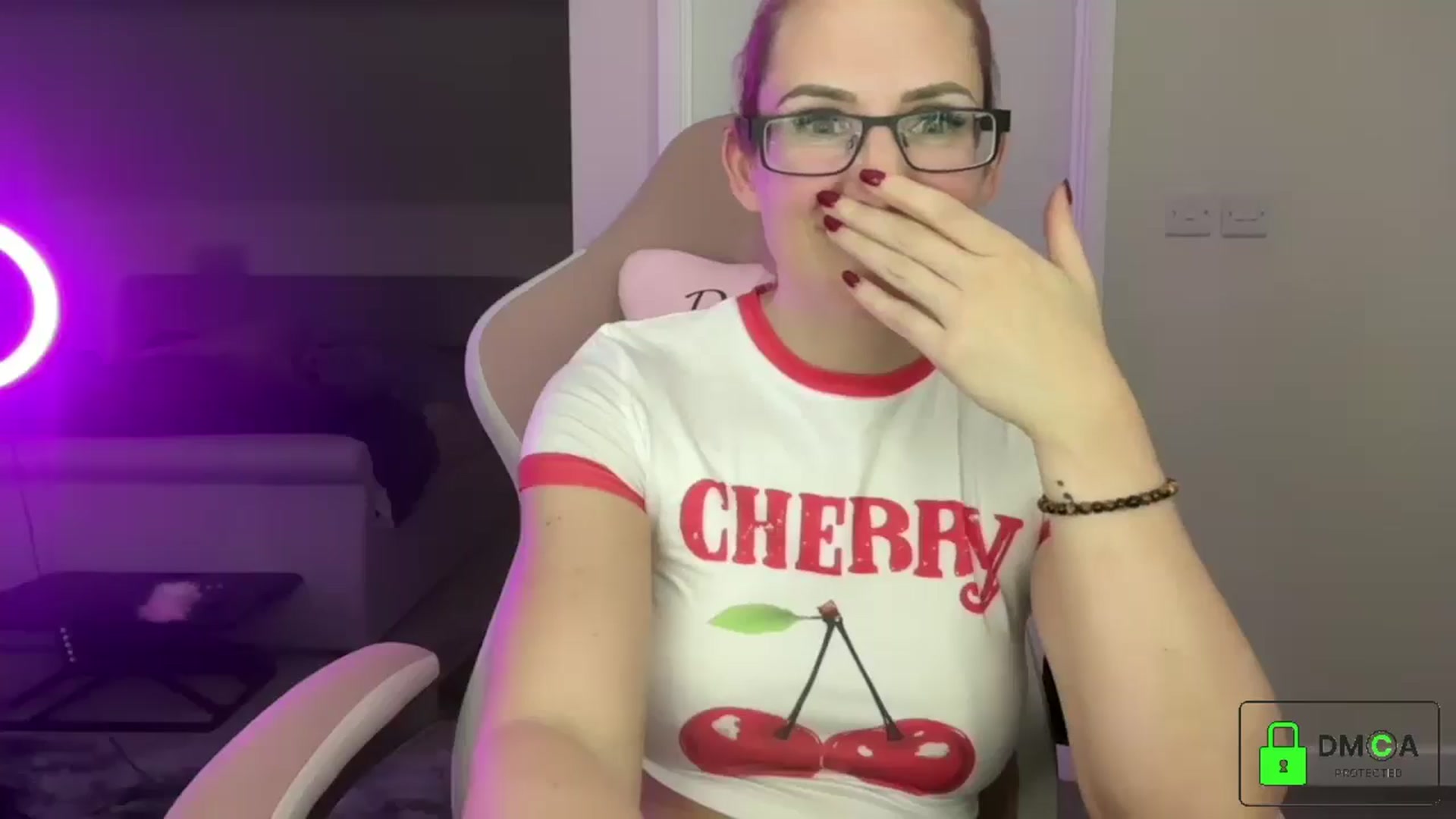 Gallery image thumbnail from Bellanoirxx's myfreecams stream on, 04/14/2026, 22:08 image 20 of 20