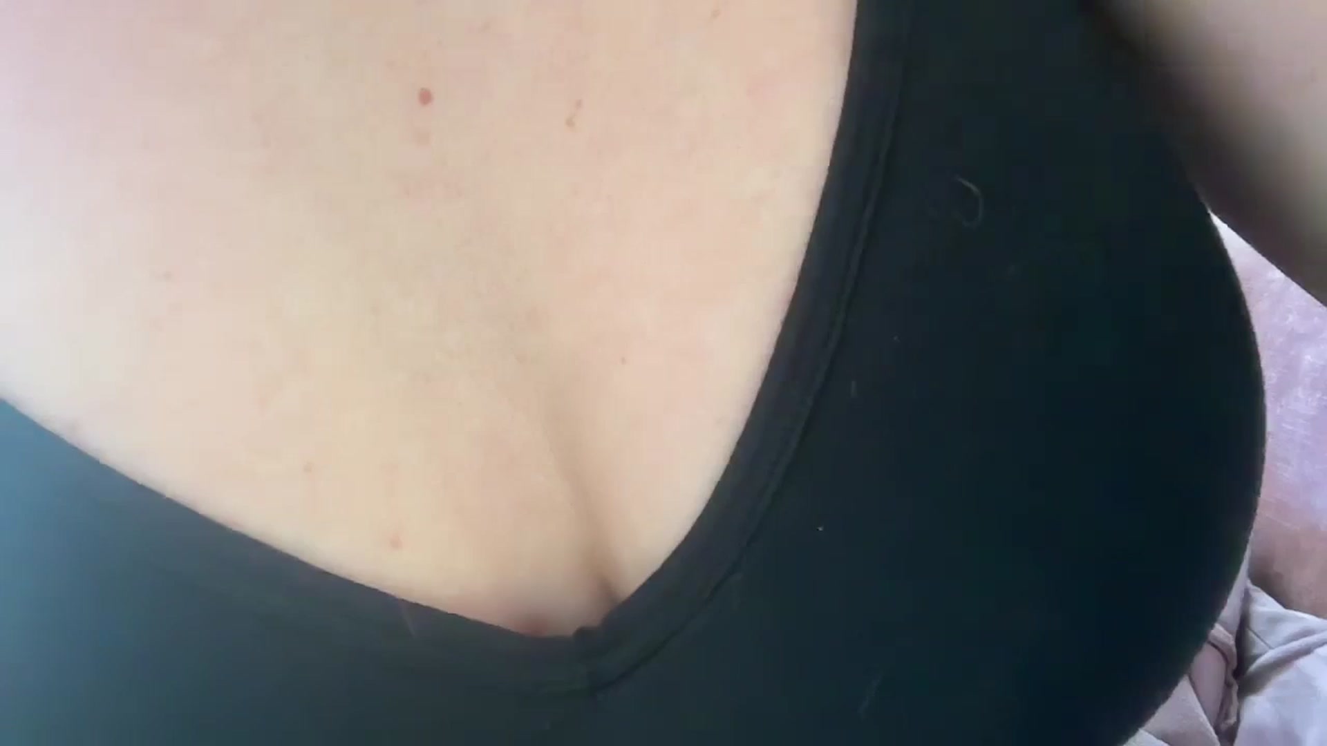 Gallery image thumbnail from Bellanoirxx's myfreecams stream on, 04/18/2026, 08:22 image 20 of 20