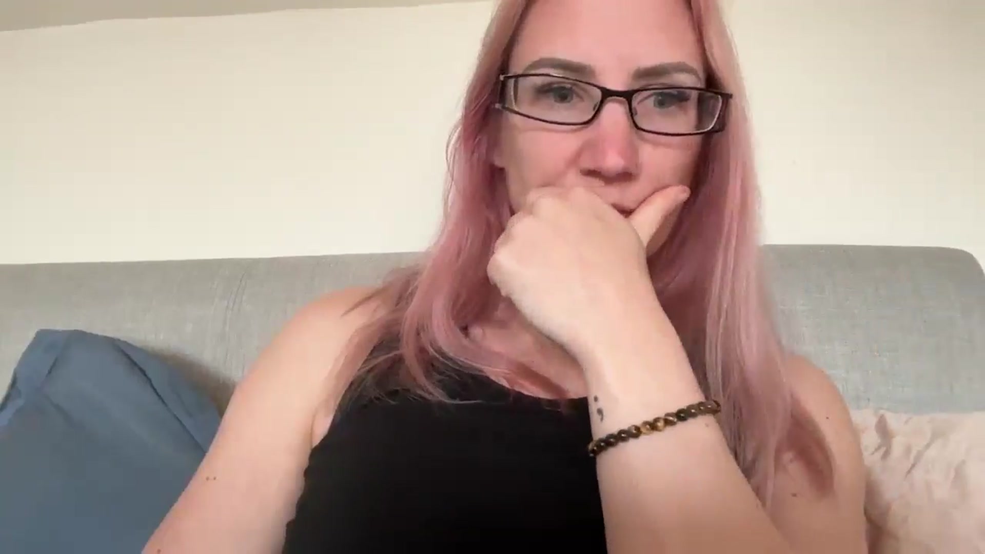 Gallery image thumbnail from Bellanoirxx's myfreecams stream on, 04/23/2026, 08:26 image 5 of 20