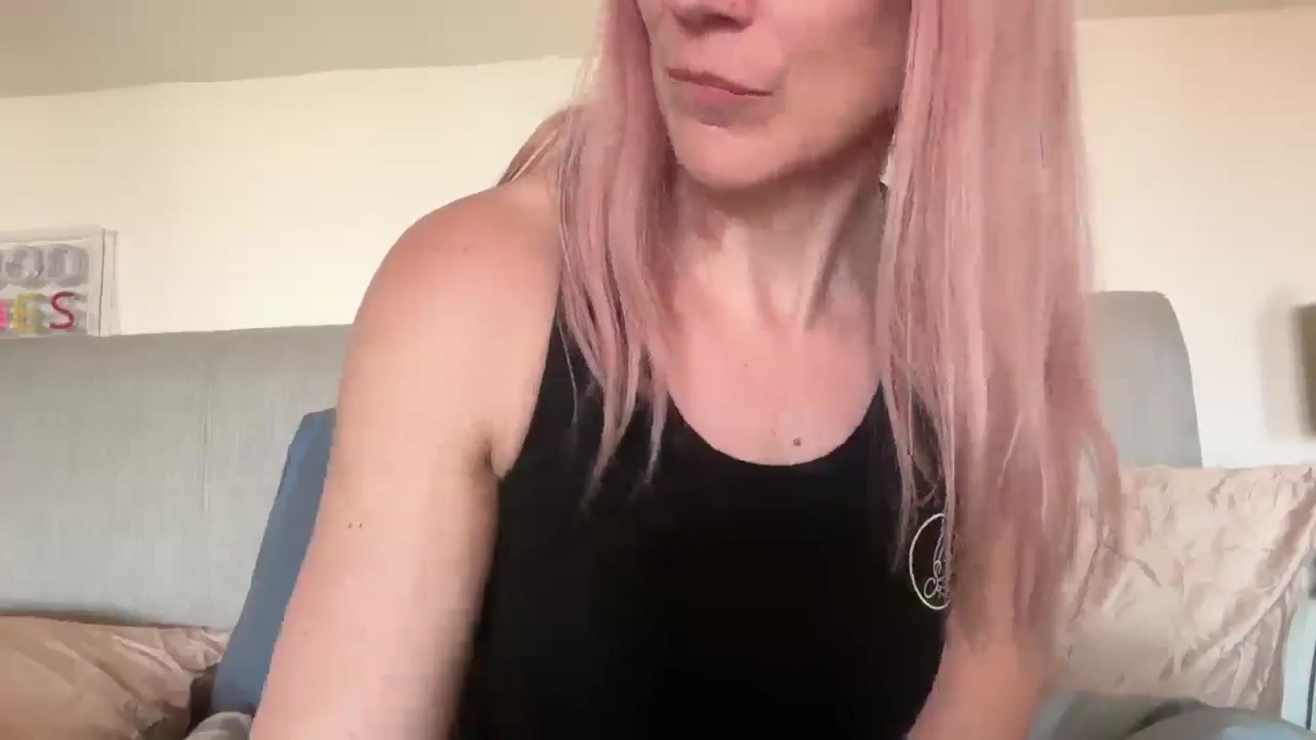 Gallery image thumbnail from Bellanoirxx's myfreecams stream on, 04/23/2026, 11:03 image 3 of 20