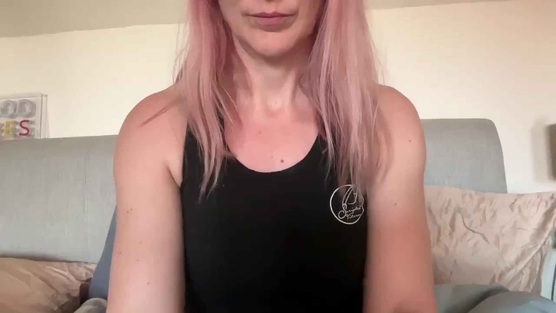 Gallery image thumbnail from Bellanoirxx's myfreecams stream on, 04/23/2026, 11:03 image 5 of 20