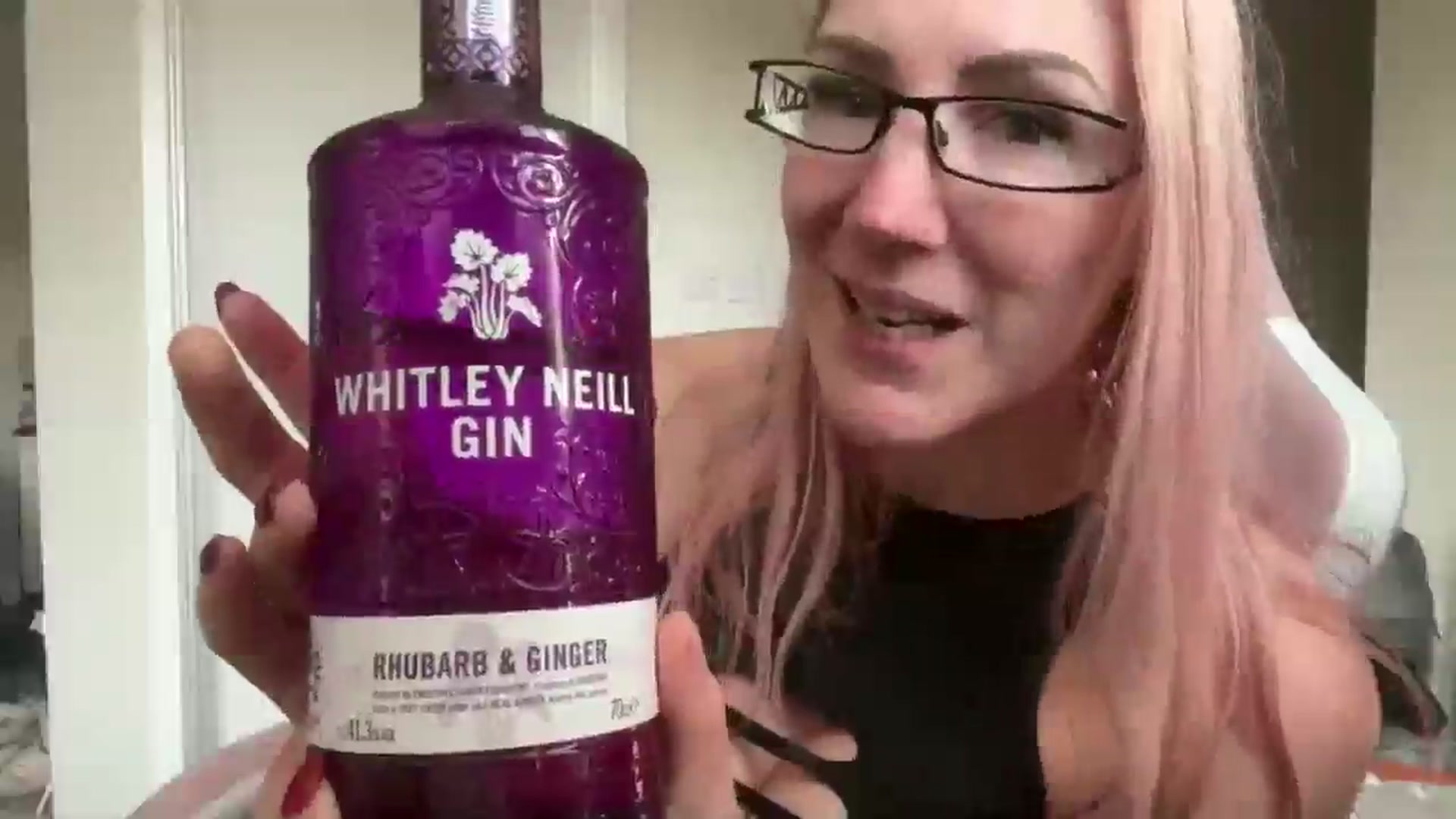 Gallery image thumbnail from Bellanoirxx's myfreecams stream on, 04/25/2026, 10:12 image 8 of 20