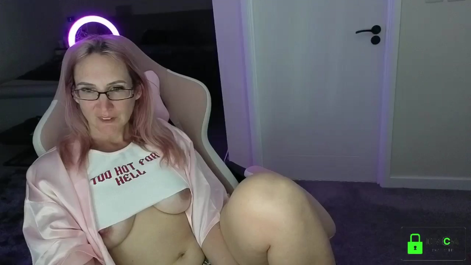 Gallery image thumbnail from Bellanoirxx's myfreecams stream on, 04/25/2026, 22:45 image 20 of 20