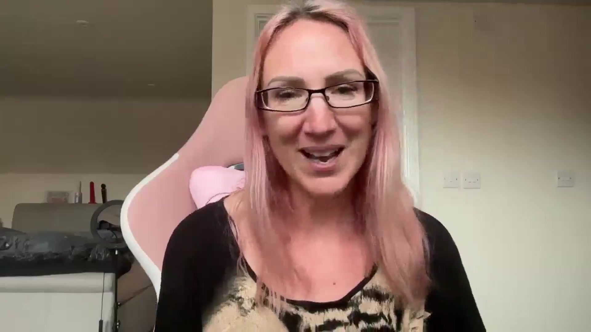 Gallery image thumbnail from Bellanoirxx's myfreecams stream on, 04/28/2026, 09:40 image 20 of 20