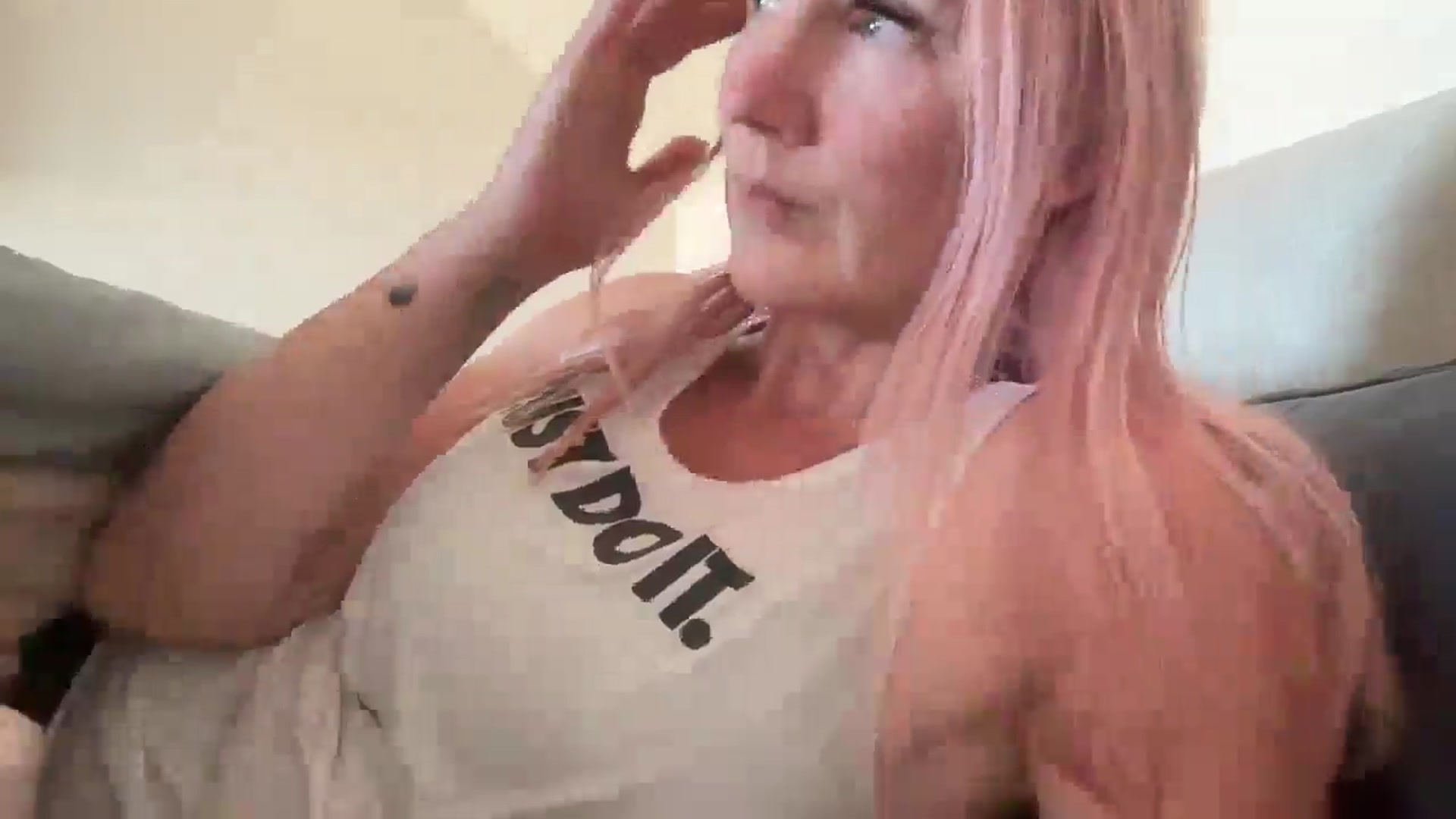 Gallery image thumbnail from Bellanoirxx's myfreecams stream on, 04/29/2026, 12:58 image 8 of 20