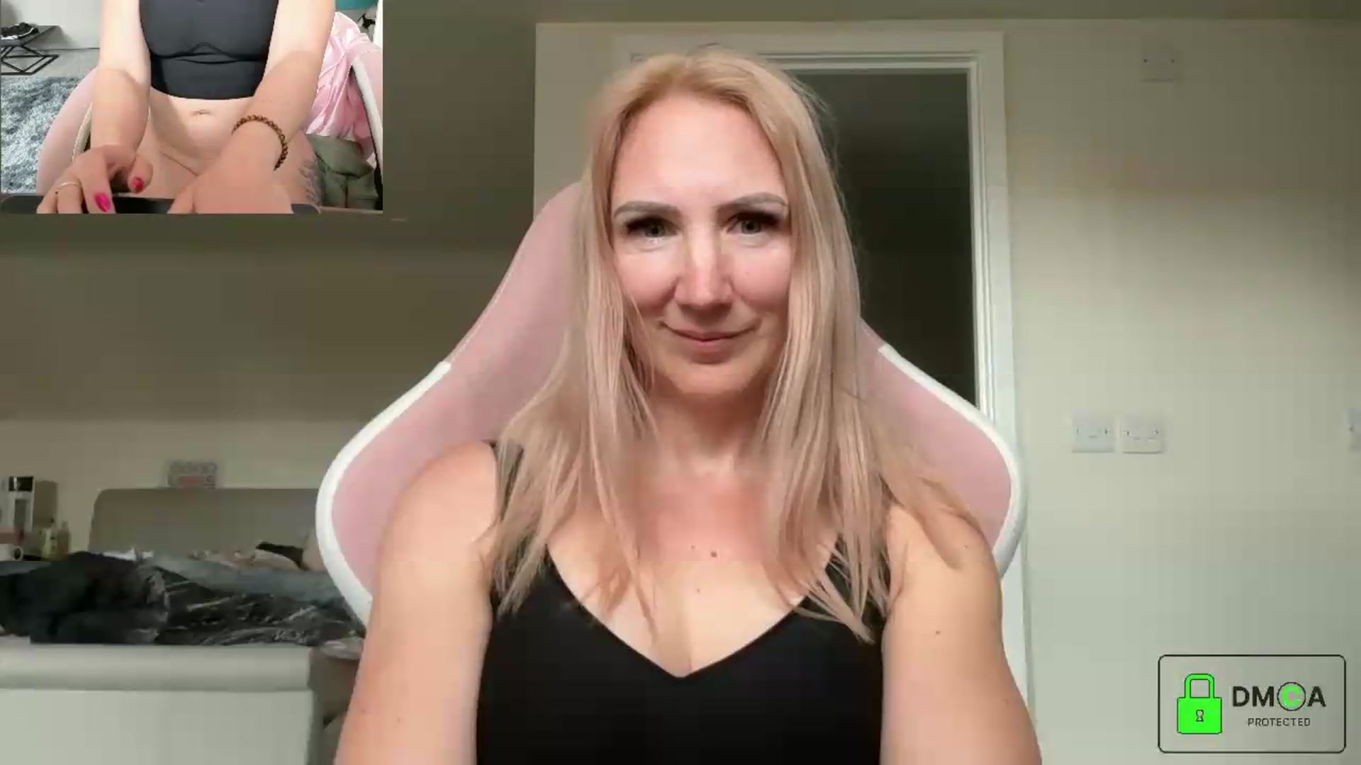 Gallery image thumbnail from Bellanoirxx's myfreecams stream on, 05/05/2026, 09:28 image 14 of 20