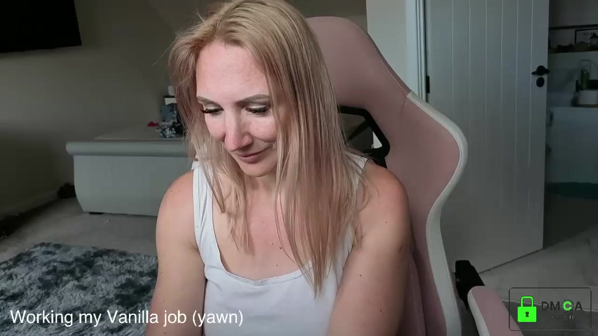 Gallery image thumbnail from Bellanoirxx's myfreecams stream on, 05/11/2026, 13:34 image 19 of 20