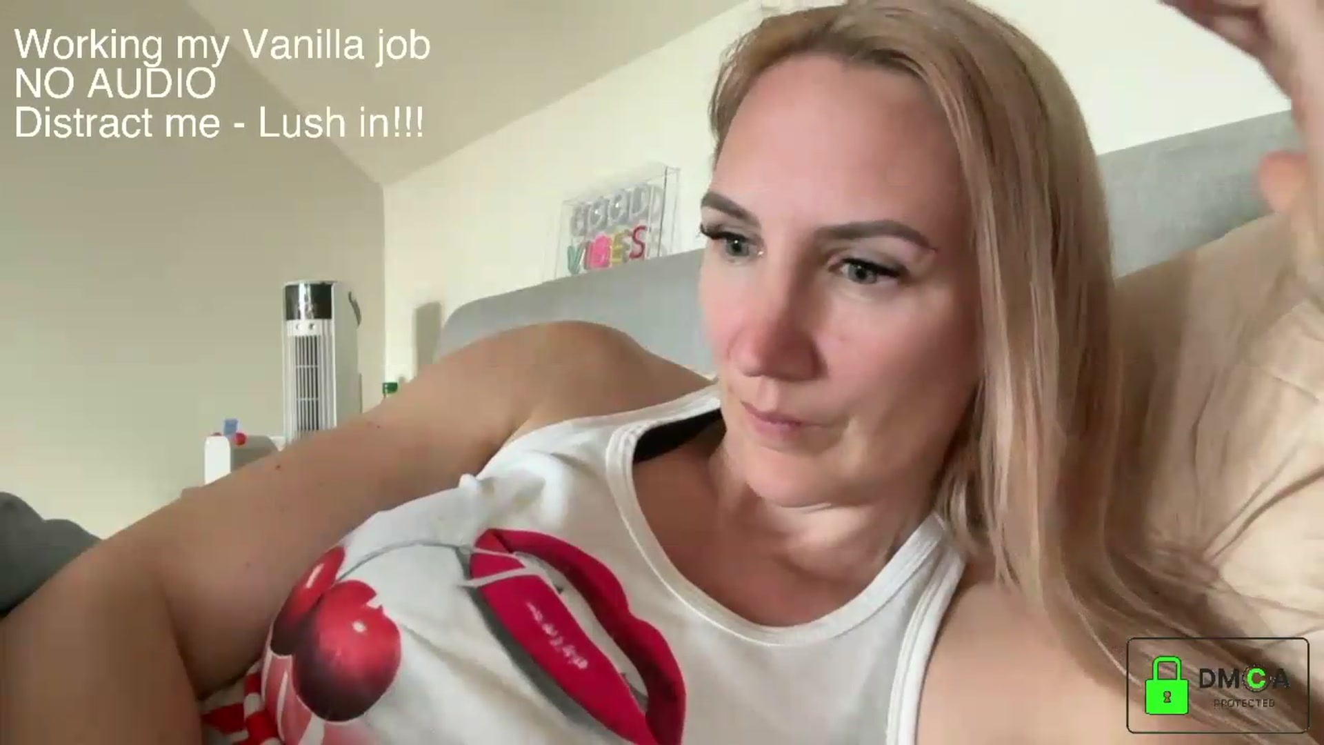 Gallery image thumbnail from Bellanoirxx's myfreecams stream on, 05/14/2026, 14:37 image 18 of 20