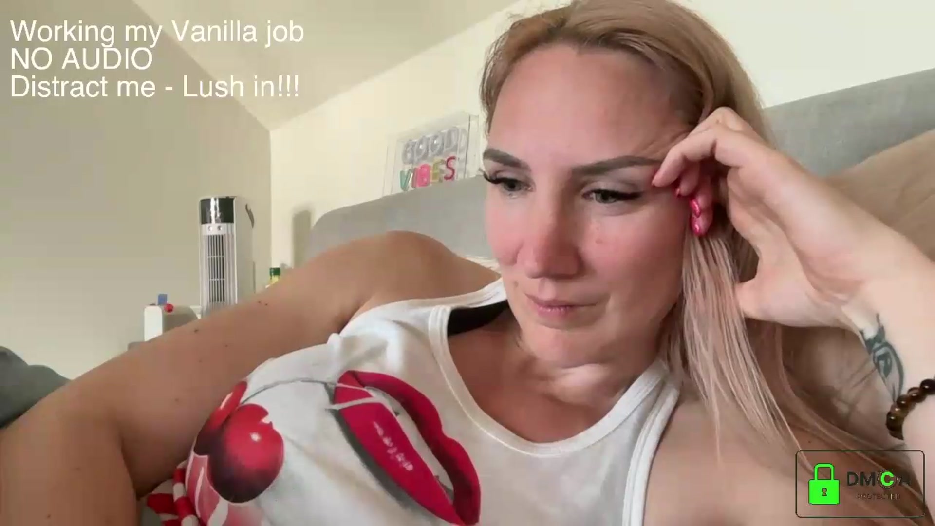 Gallery image thumbnail from Bellanoirxx's myfreecams stream on, 05/14/2026, 14:37 image 19 of 20