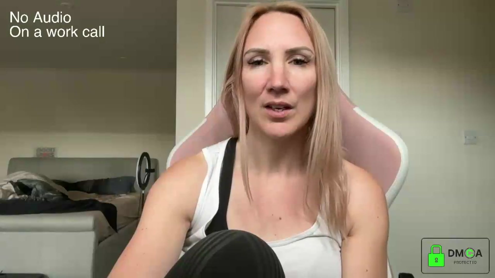Gallery image thumbnail from Bellanoirxx's myfreecams stream on, 05/15/2026, 10:30 image 20 of 20